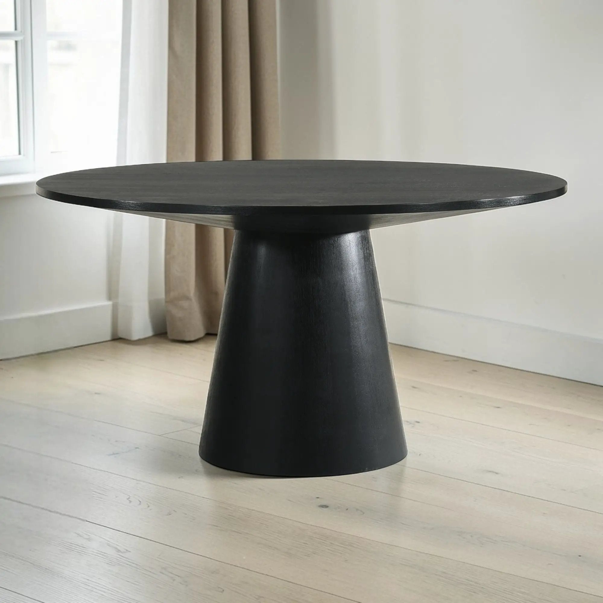 Froja - Manufactured Wood Round Dining Table - Black by Unique Piece Furniture