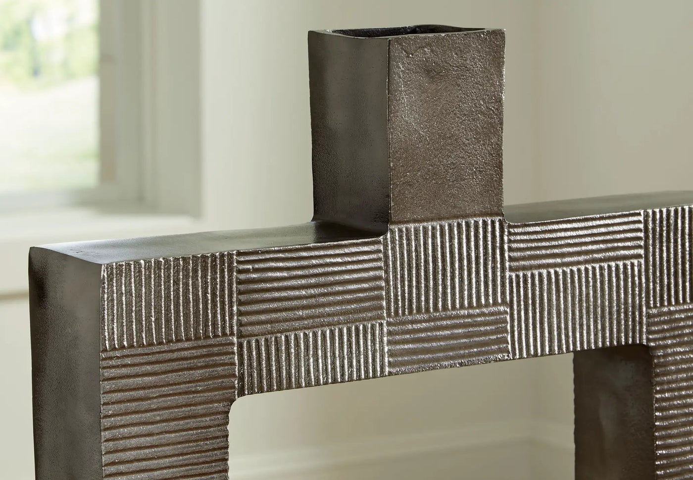 Wrengrove - Vase by Unique Piece Furniture