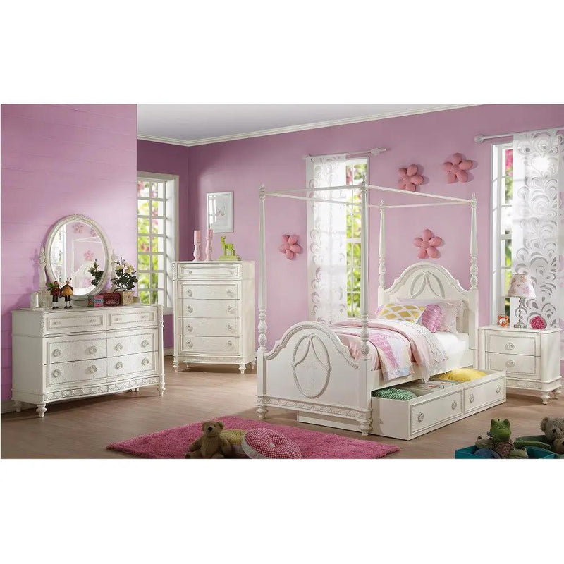 Dorothy - Post Bed by Unique Piece Furniture