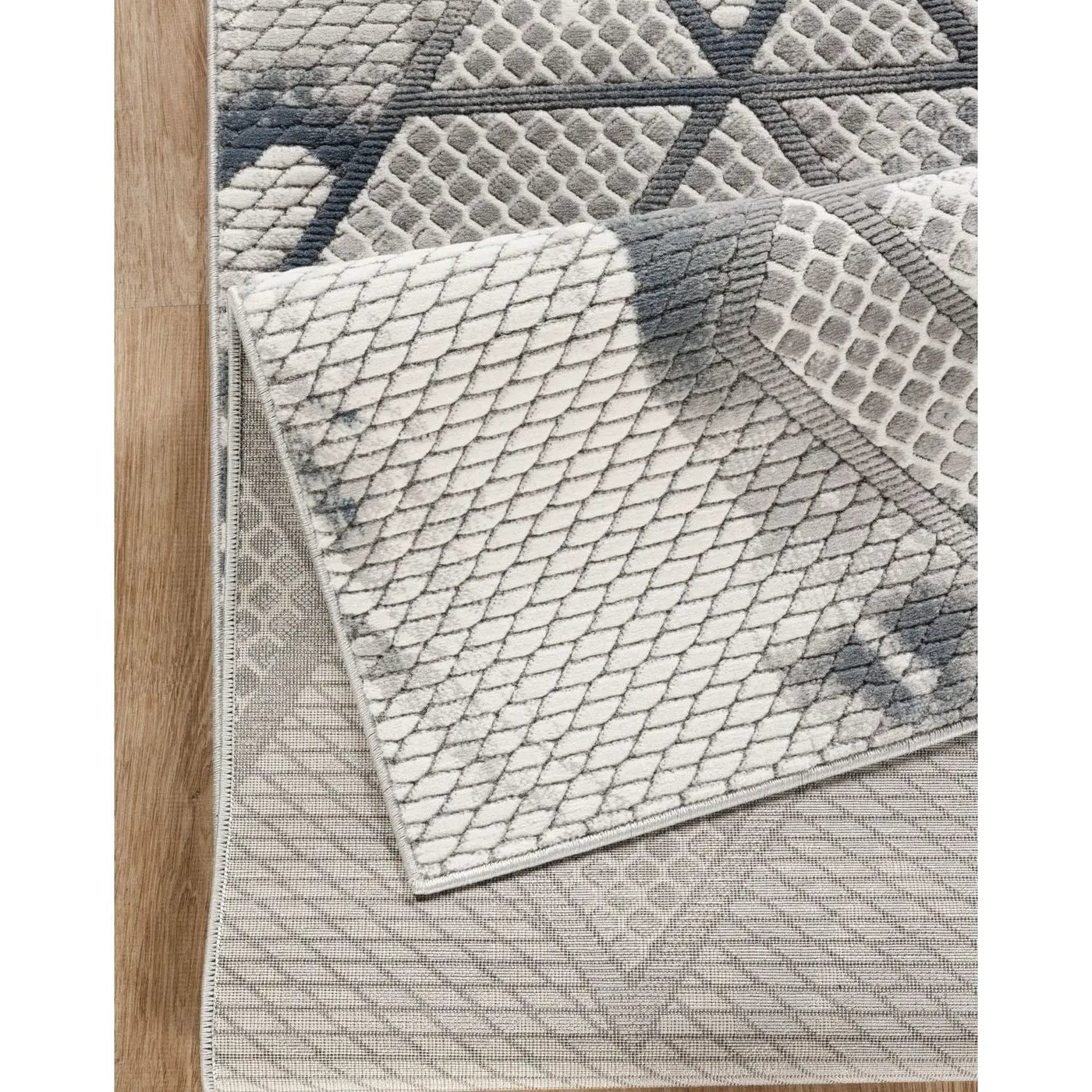 Geometrix - Rug With Geometric Effect by HouseOfZazla