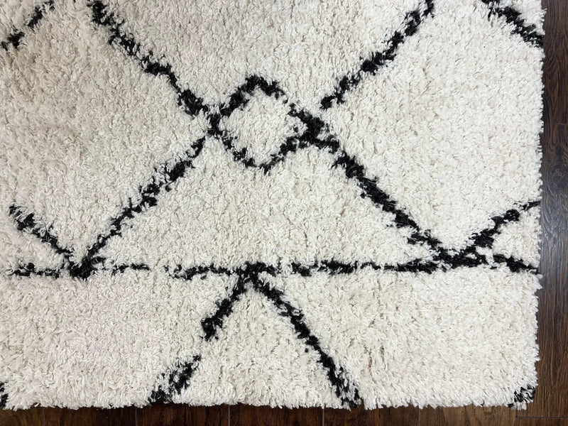 Modern Shag Rug 5x7, Ivory and Black Area Rug 5 x 7 ft by Jewel Rugs