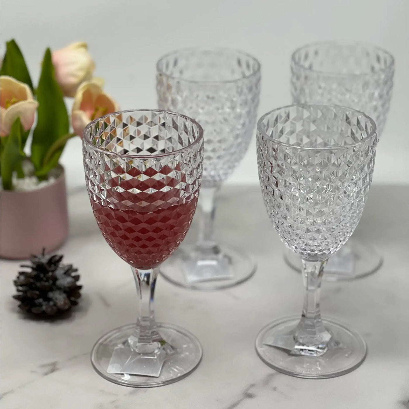 Diamond Cut Plastic Wine Glasses (Set of 4) by HouseOfZazla