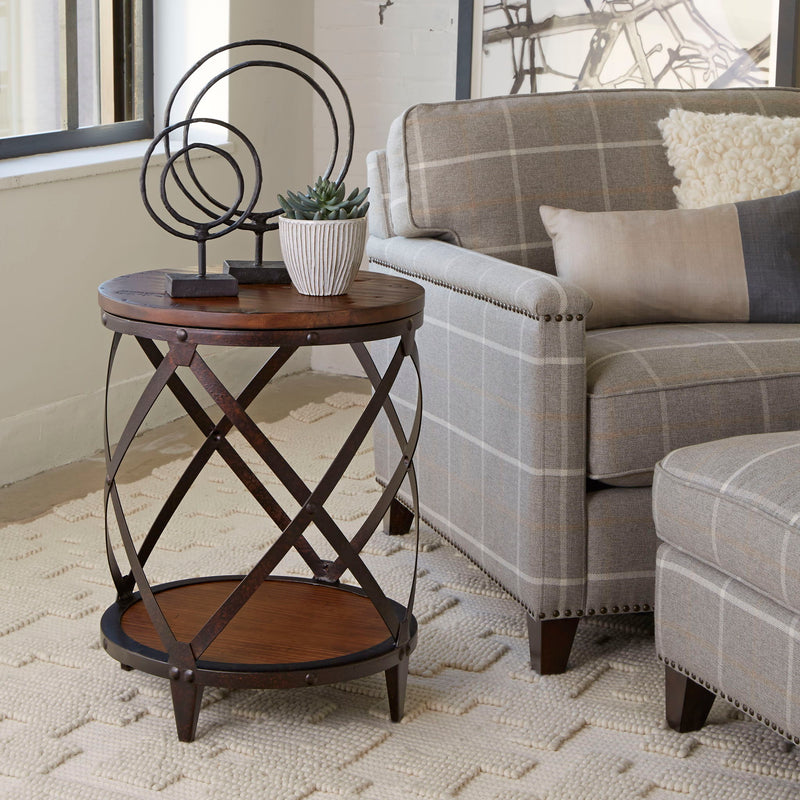 Pinebrook - Round Accent Table - Distressed Natural Pine, photo 2 of 4