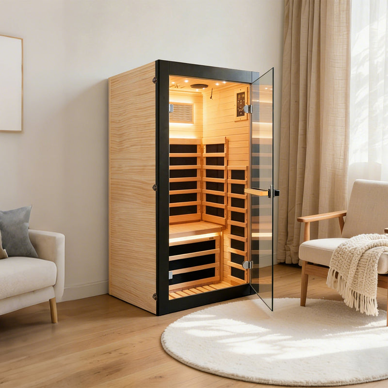 Single-person sauna cabin by HouseOfZazla