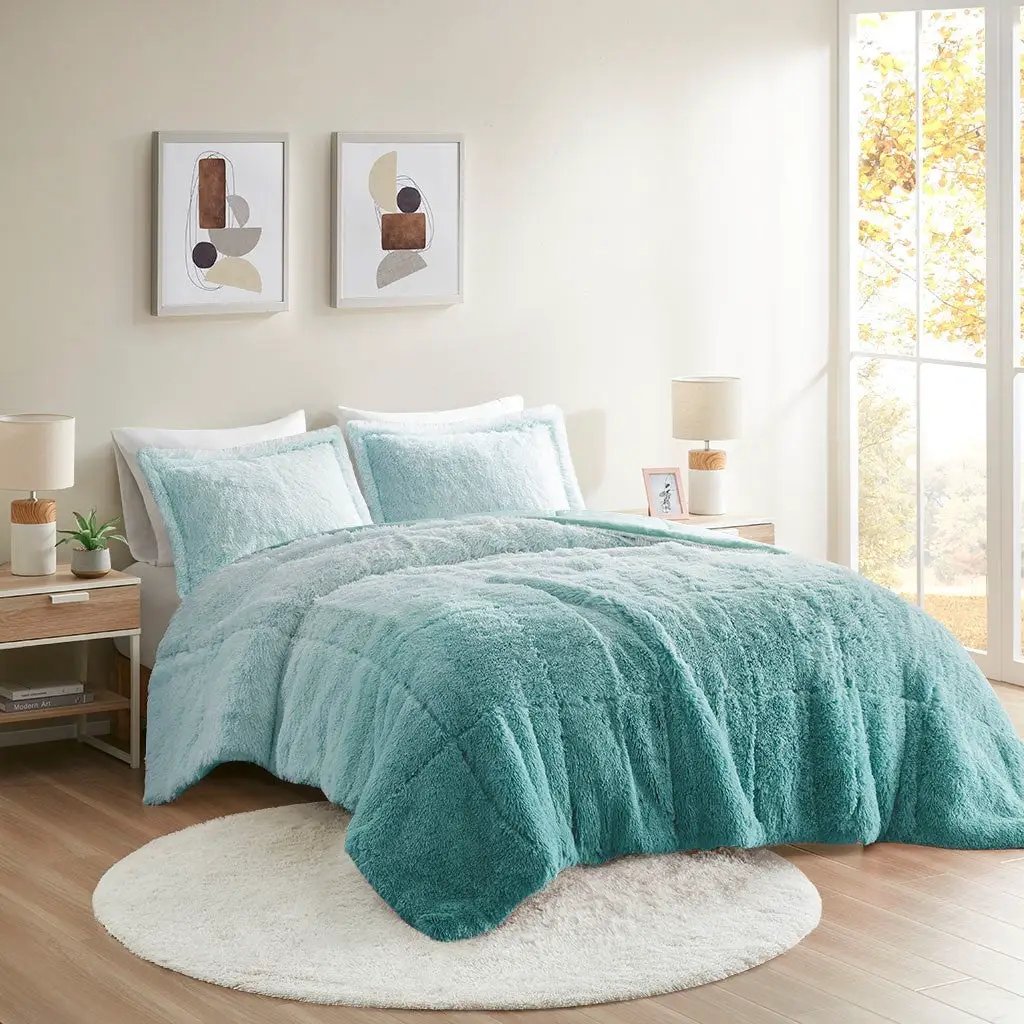 Full/Queen Ombre Shaggy Long Fur Comforter Mini Set by HouseOfZazla