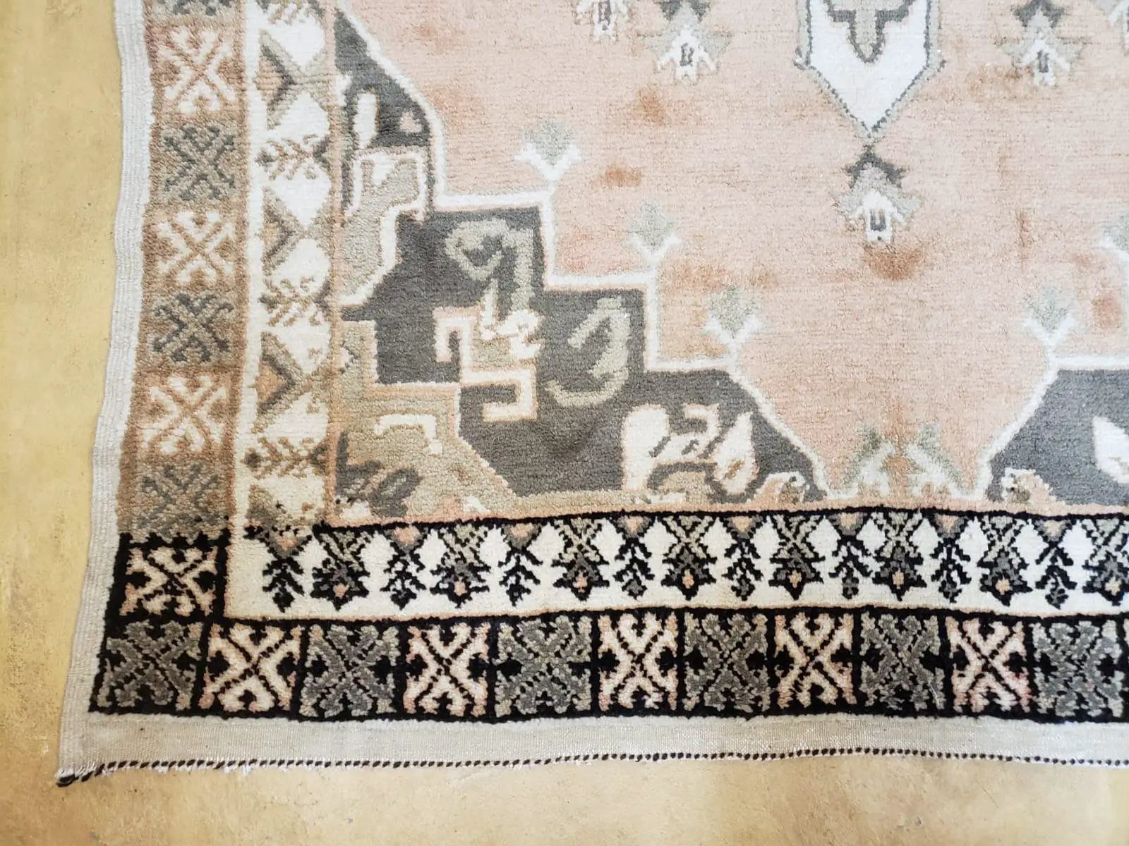 Antique Moroccan Rug 5x7 Tribal Carpet, Hand-Knotted Soft Wool Pile, 5 x 7 Area Rug, Berber Rug, Geometric Open Field Medallion, Pink Ivory by Jewel Rugs