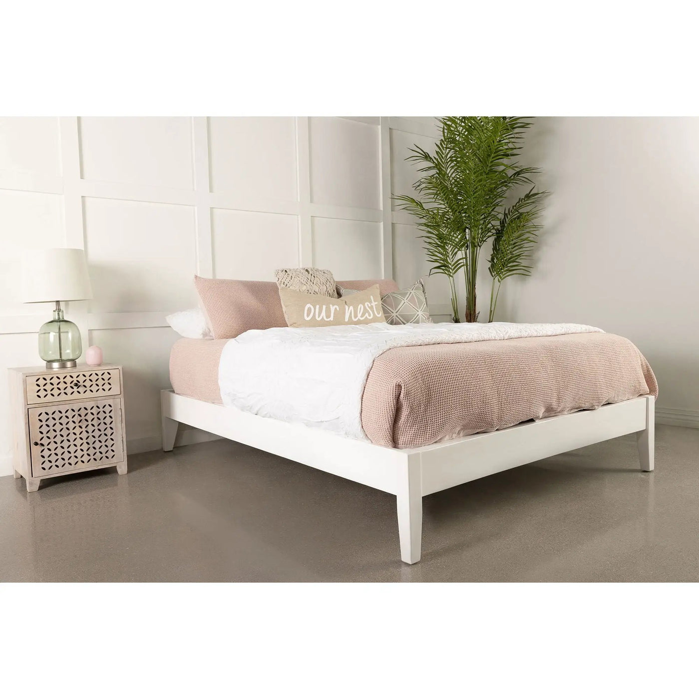 Hounslow - Platform Bed by HouseOfZazla