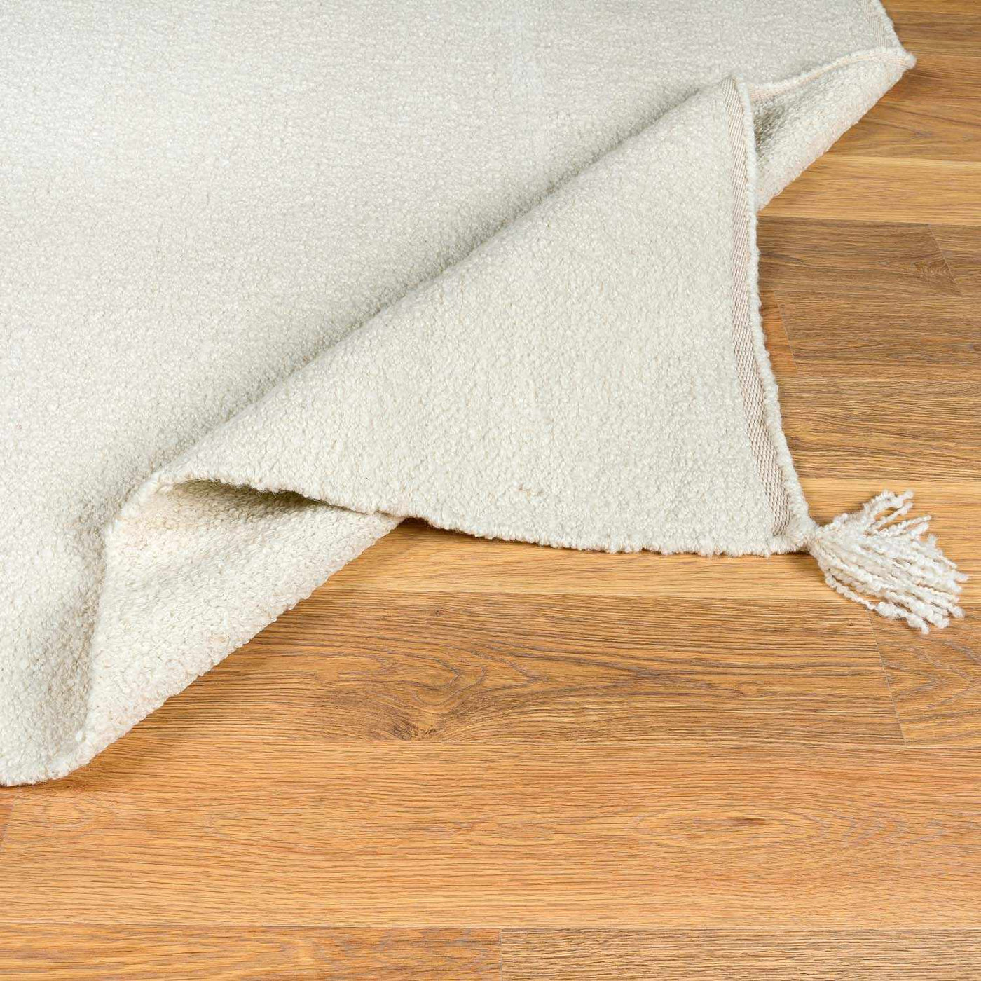 Niabi Area Rug - Clearance by Boutique Rugs