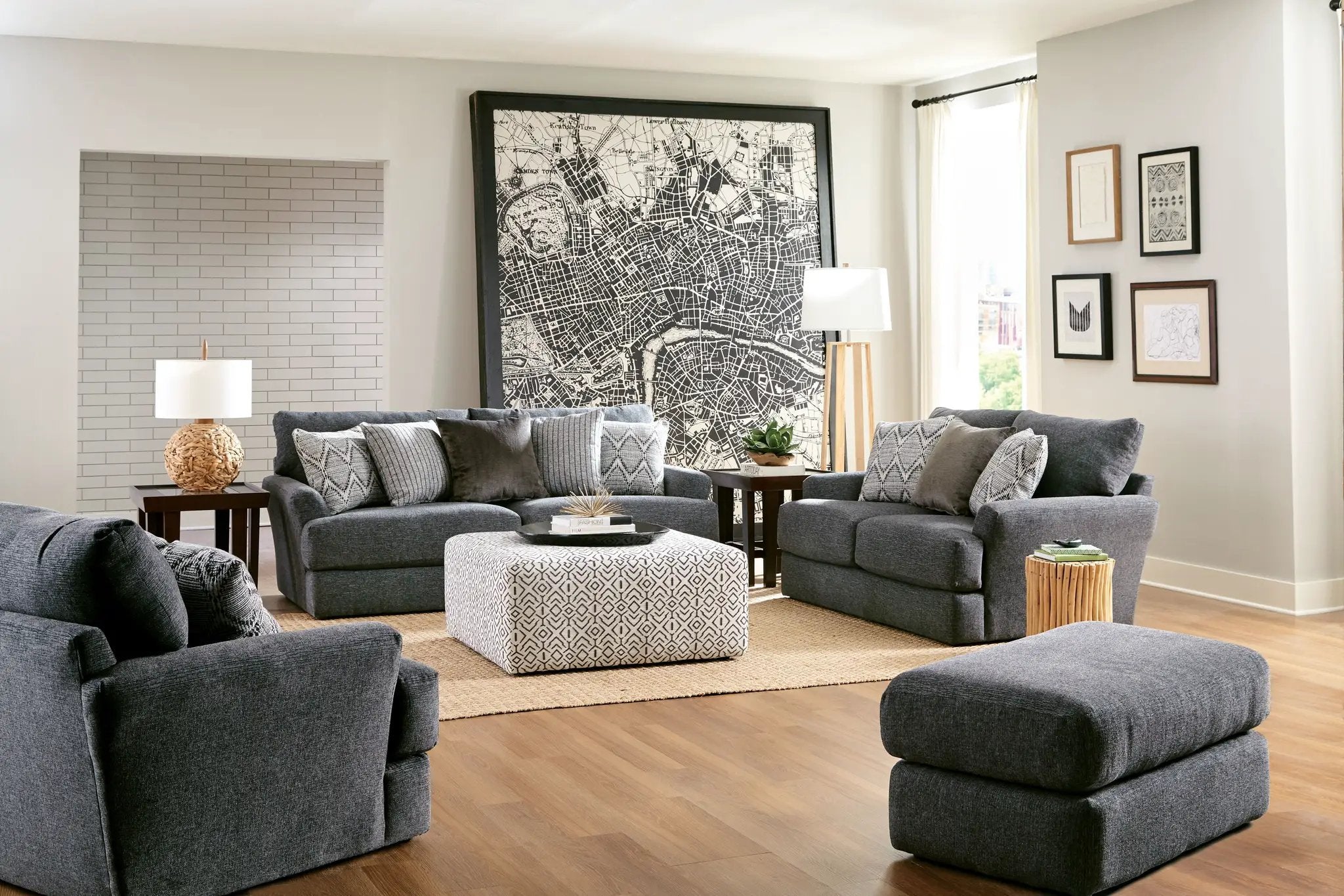Howell - Cocktail Ottoman by Unique Piece Furniture
