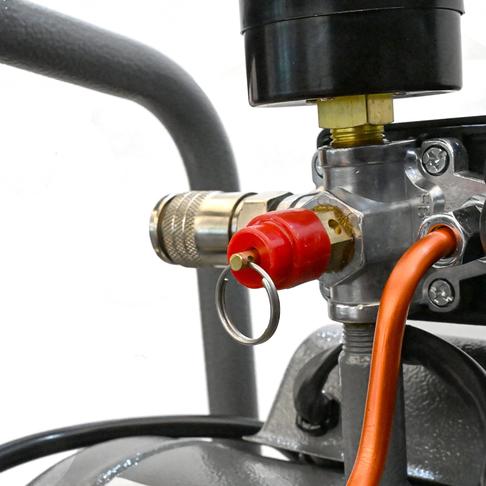 Oil Free Air Compressor with Quiet Low Noise and Portable Design by HouseOfZazla
