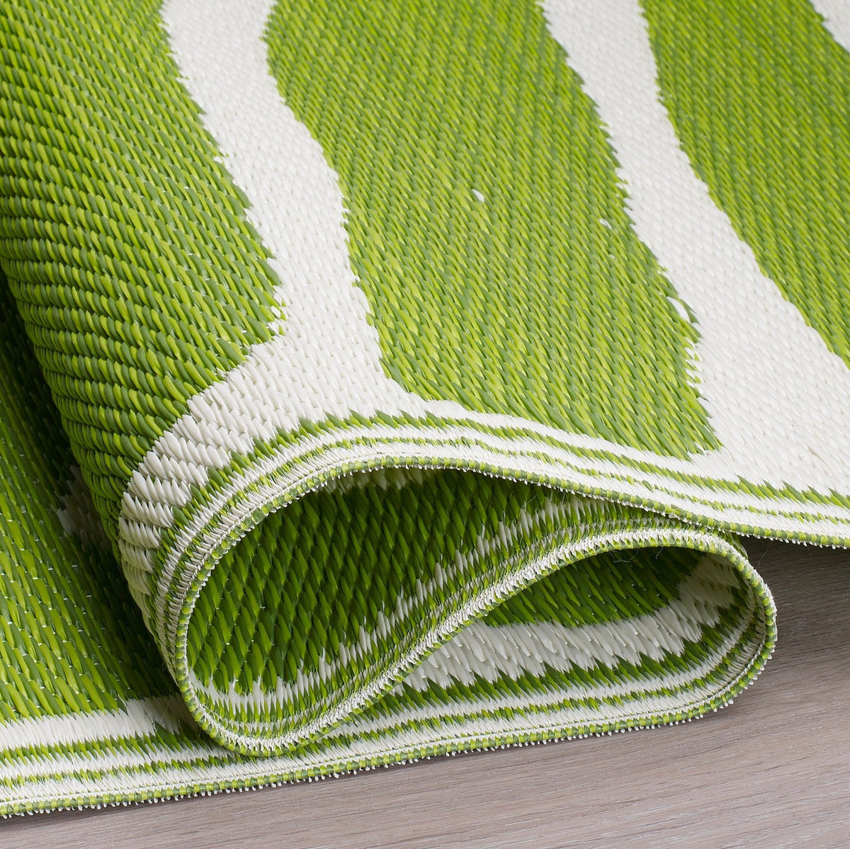 Hilo - Green Outdoor Rug for Patio, photo 4 of 8