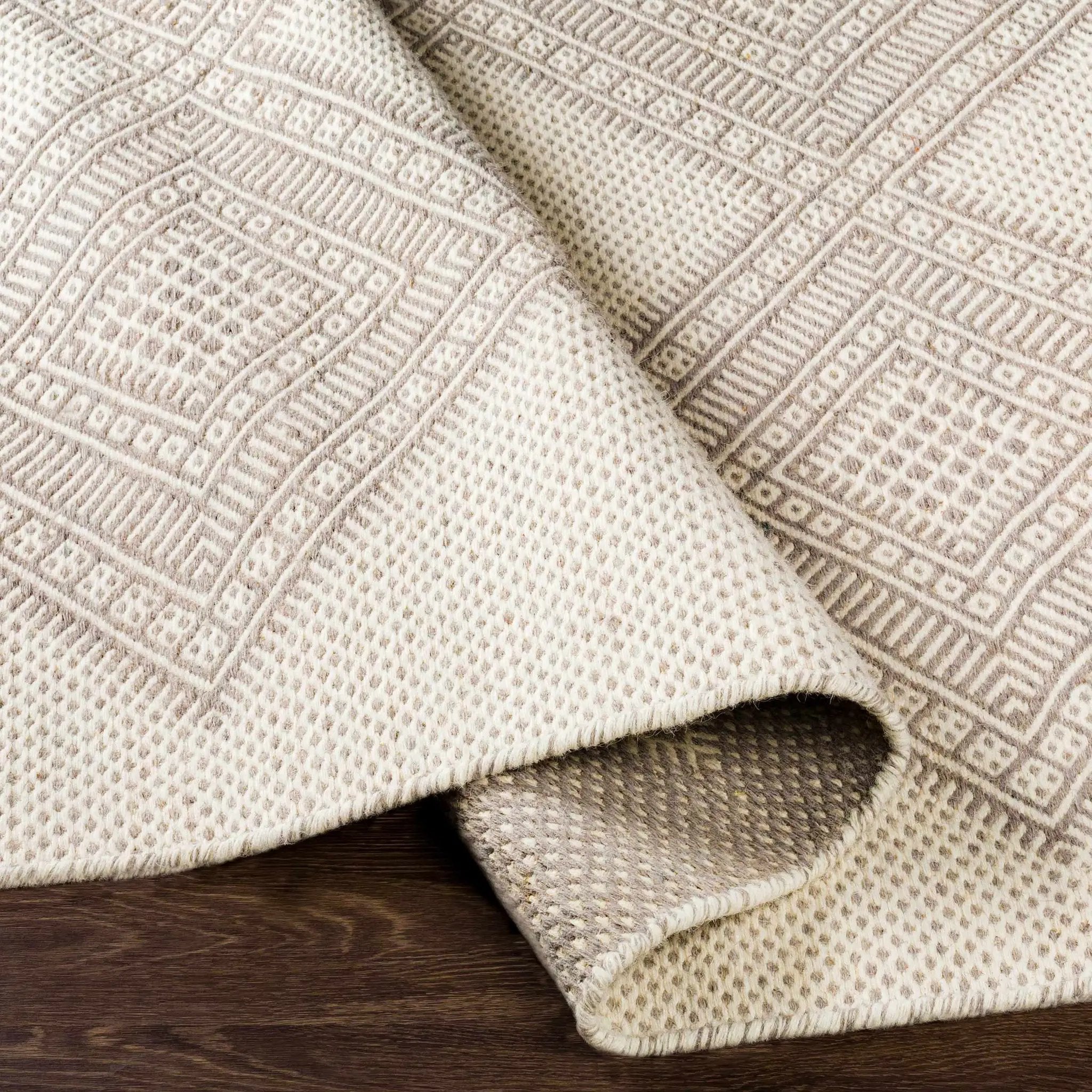 Aanislag Cream Wool Rug - Clearance by Boutique Rugs