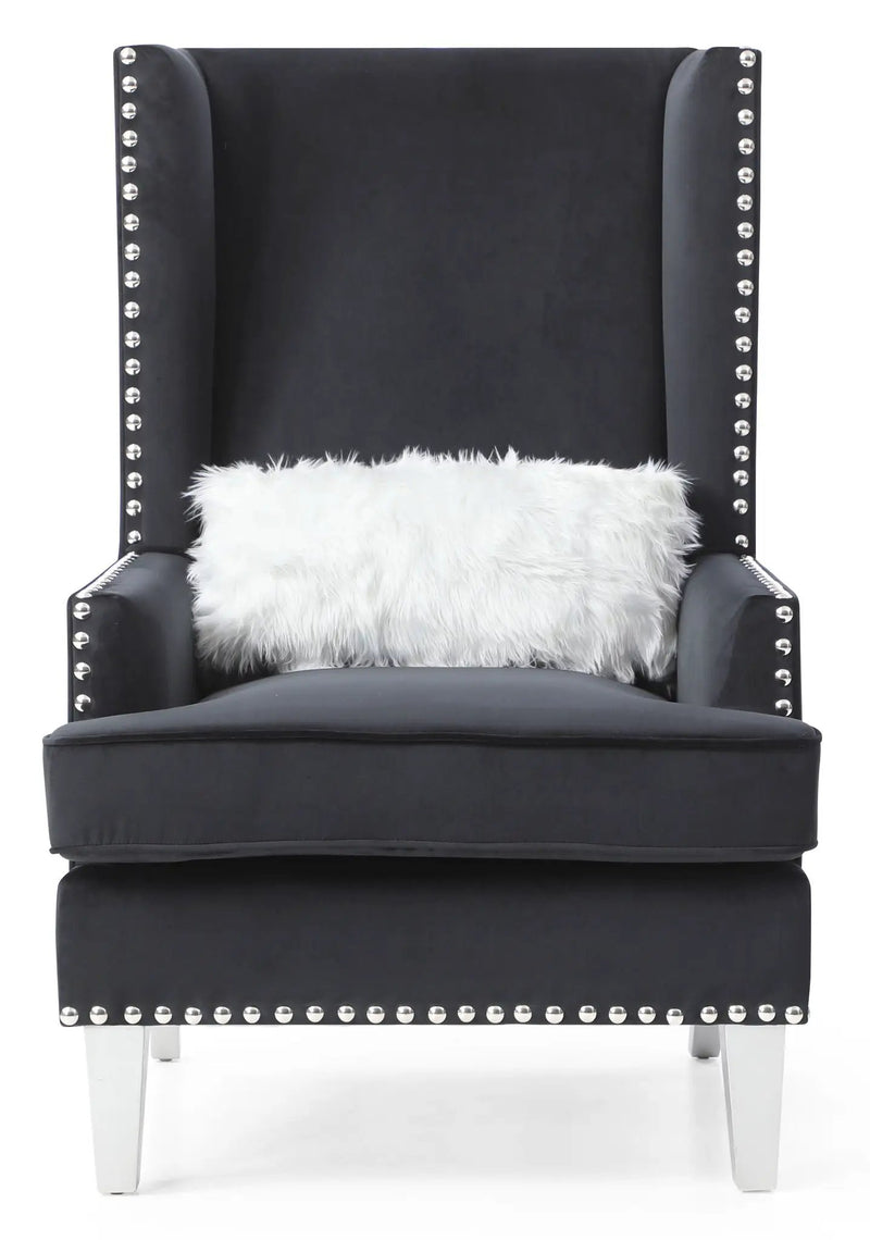 Elegant Traditional Accent Chair by HouseOfZazla