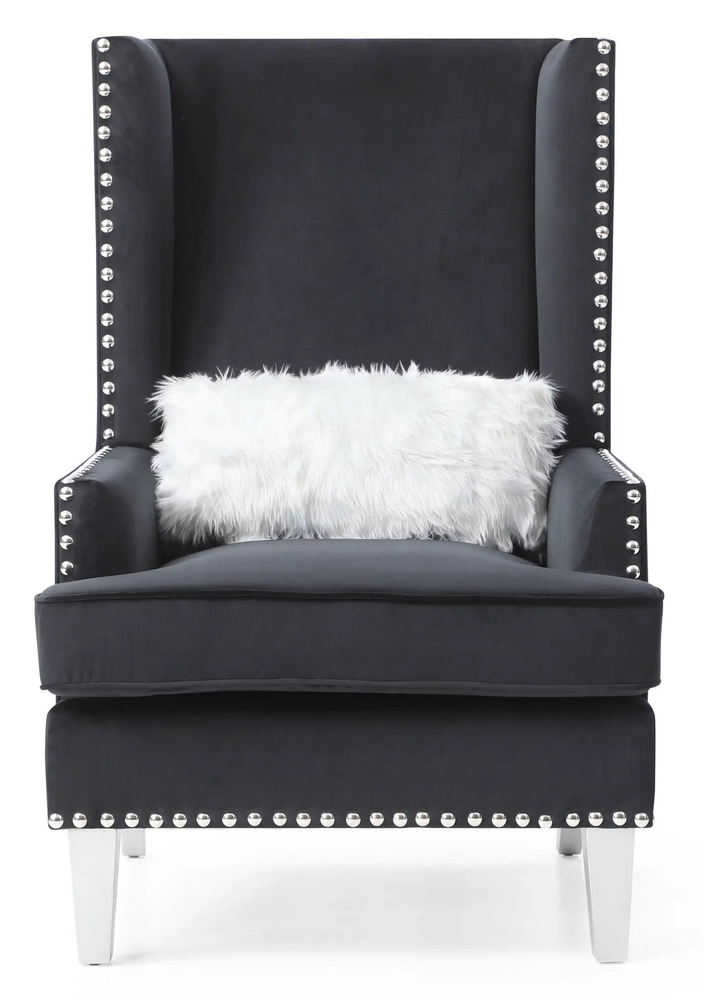 Elegant Traditional Accent Chair by HouseOfZazla