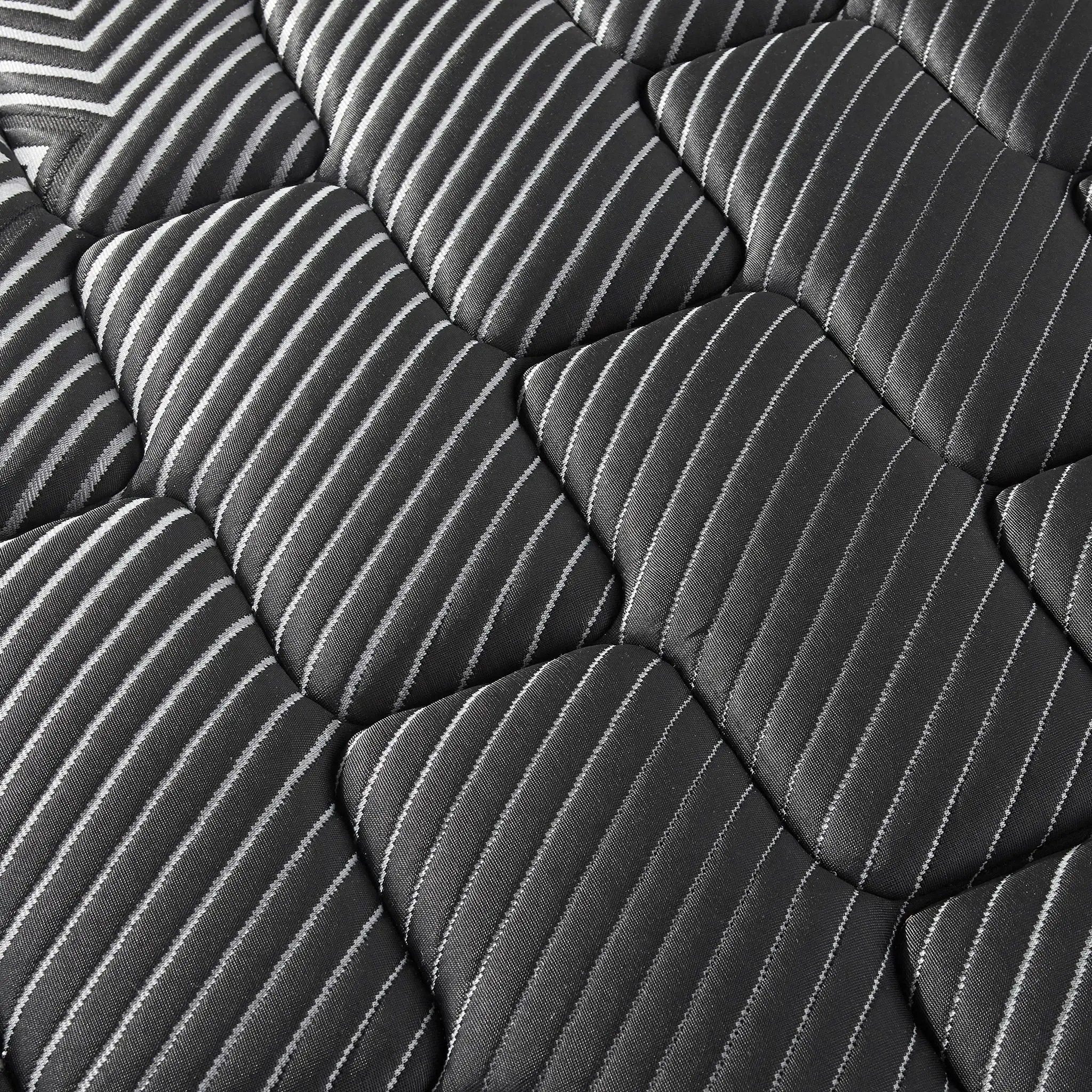 Montlake 14-inch Eastern King Cool Firm Foam Hybrid Mattress by Unique Piece Furniture