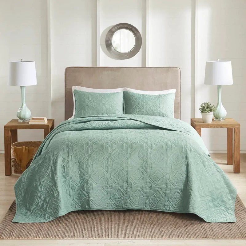 3 Piece Reversible Bedspread Set Seafoam Full/Queen by HouseOfZazla