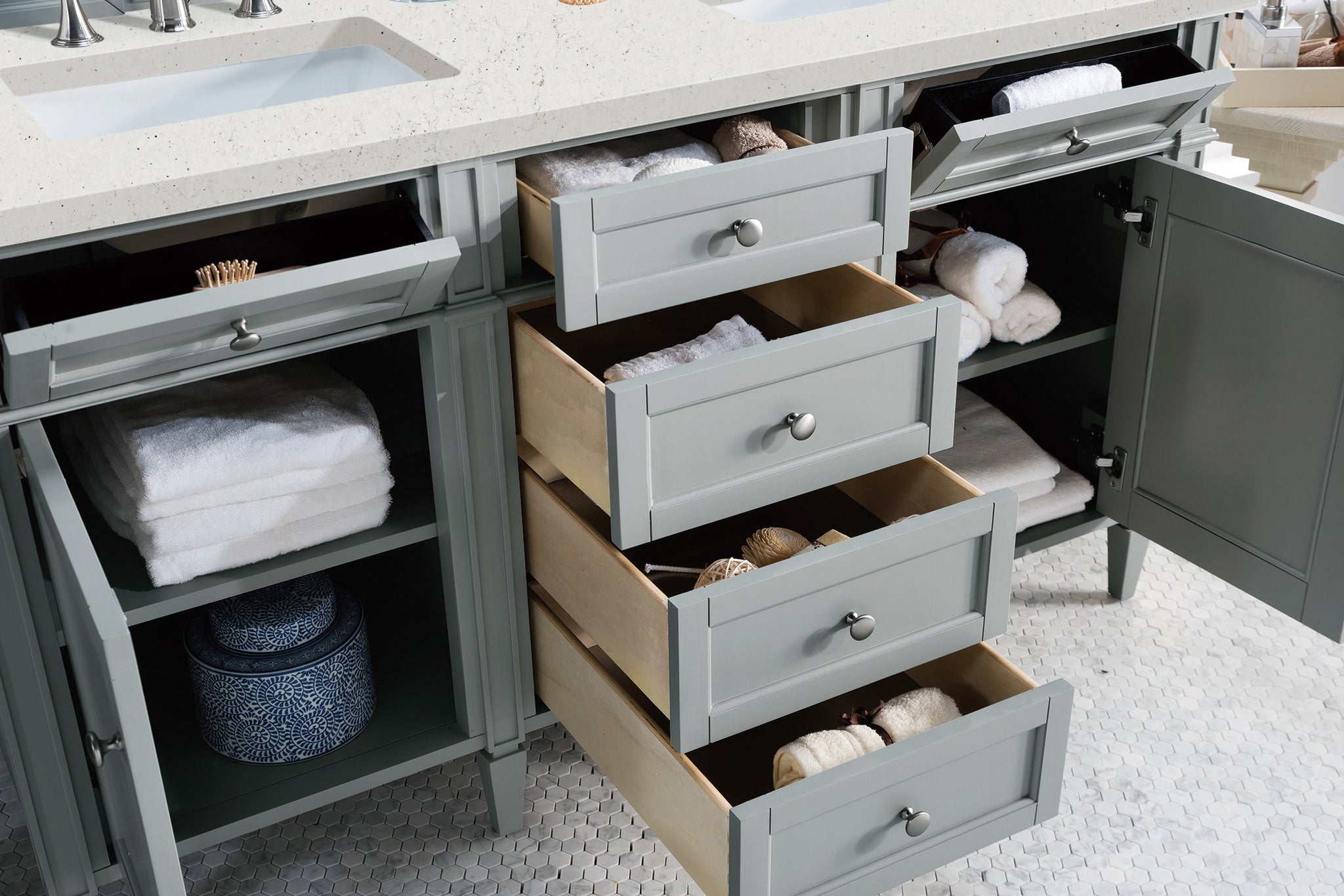 James Martin Brittany 60" Double Bathroom Vanity, Urban Gray by James Martin