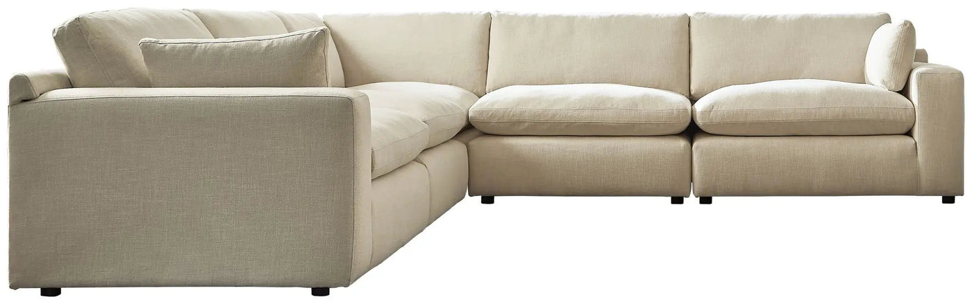 Elyza - Sectional by Unique Piece Furniture
