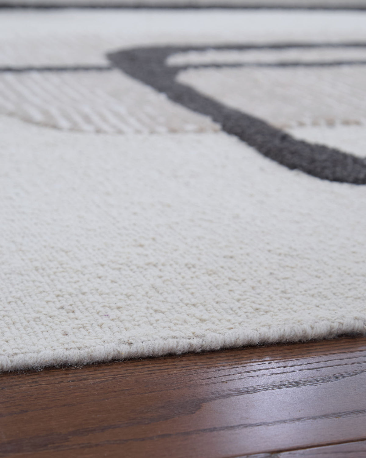 Davismour - Rug, photo 6 of 8