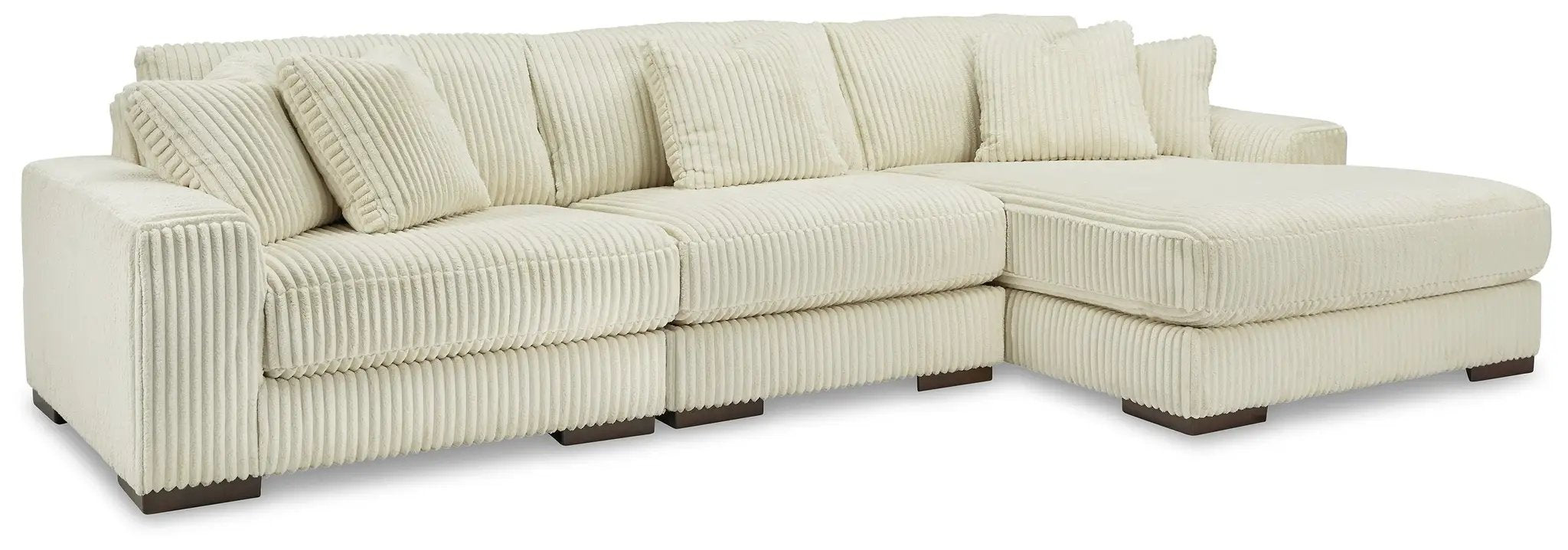 Lindyn - Sectional by Unique Piece Furniture