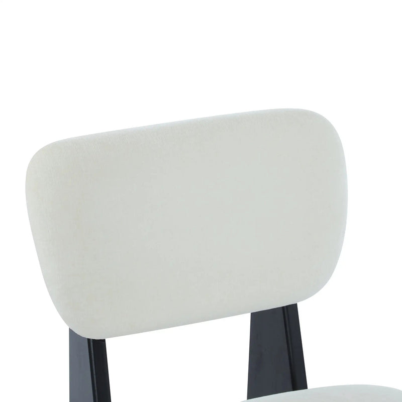 Set of 2 Modern Chairs by HouseOfZazla