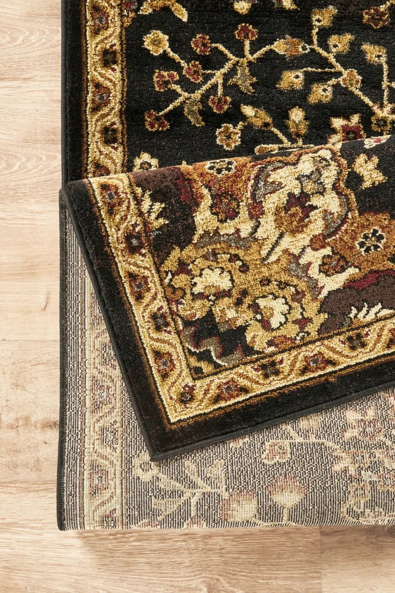 Classic GC_VIN5016 Area Rug by HouseOfZazla
