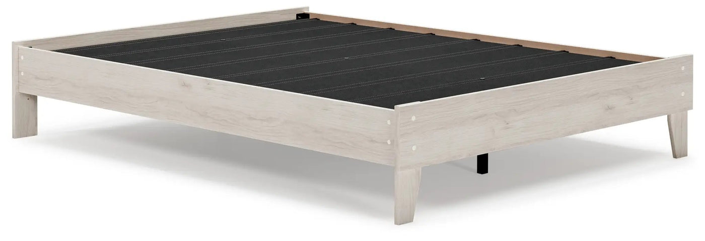 Socalle - Platform Bed by Unique Piece Furniture
