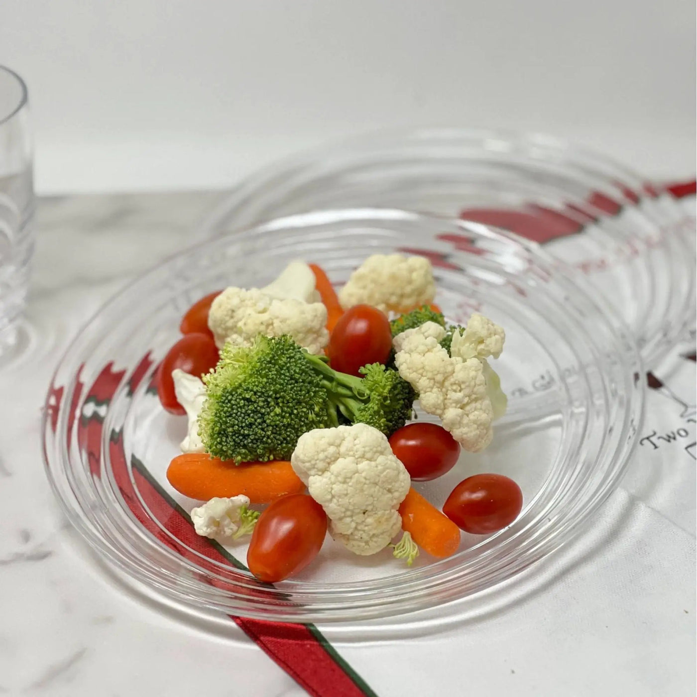 Designer Swirl Acrylic Dinner Plates (Set of 4) by HouseOfZazla