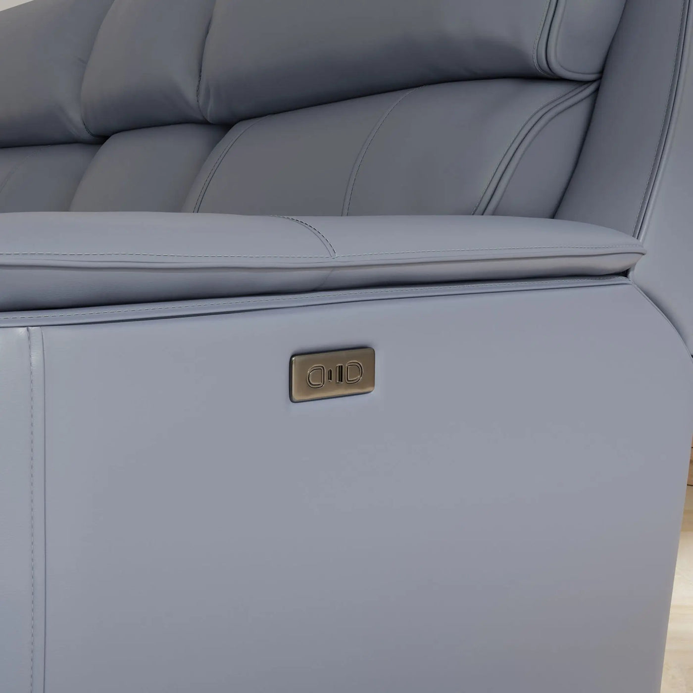 Oslo - Dual Power Reclining Loveseat With Console by HouseOfZazla