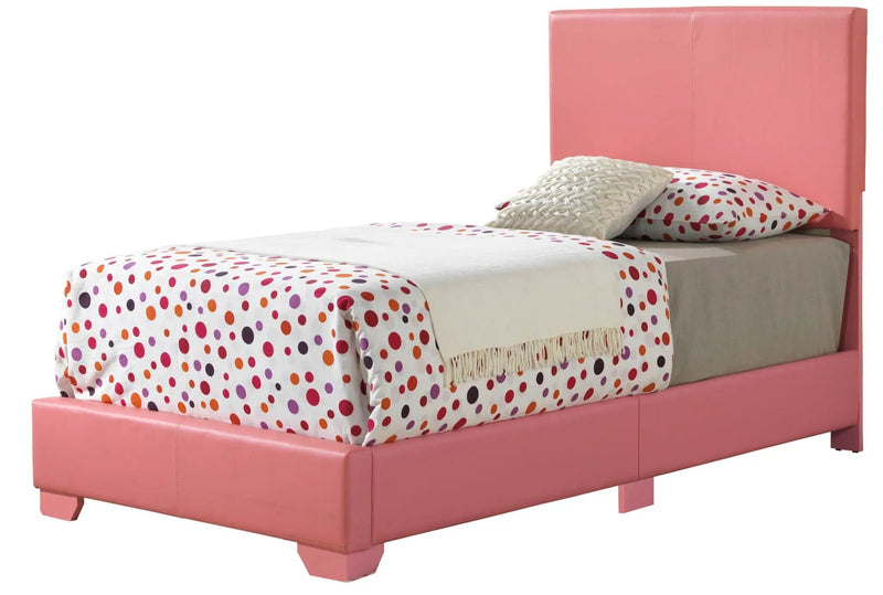 Elegant Platform Bed For Relaxed Spaces by HouseOfZazla