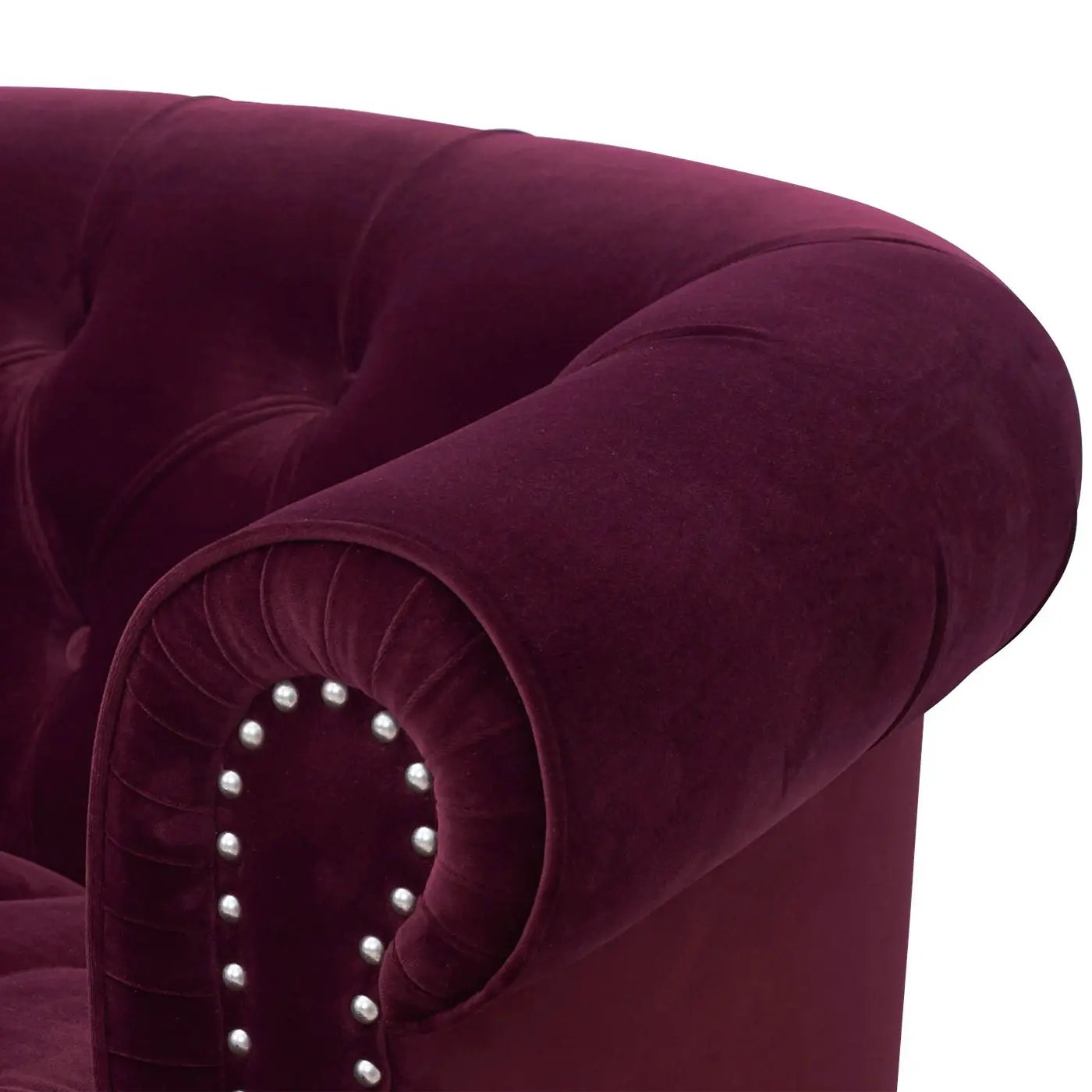 La Rosa - Victorian Chesterfield Tufted Sofa by HouseOfZazla