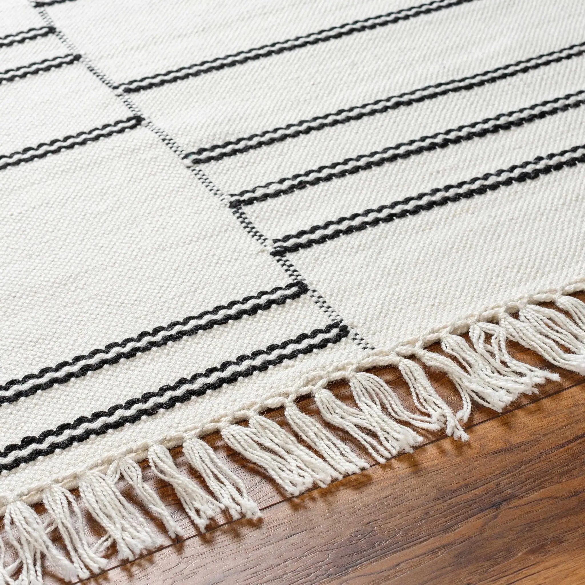 Akash Area Rug - Clearance by Boutique Rugs