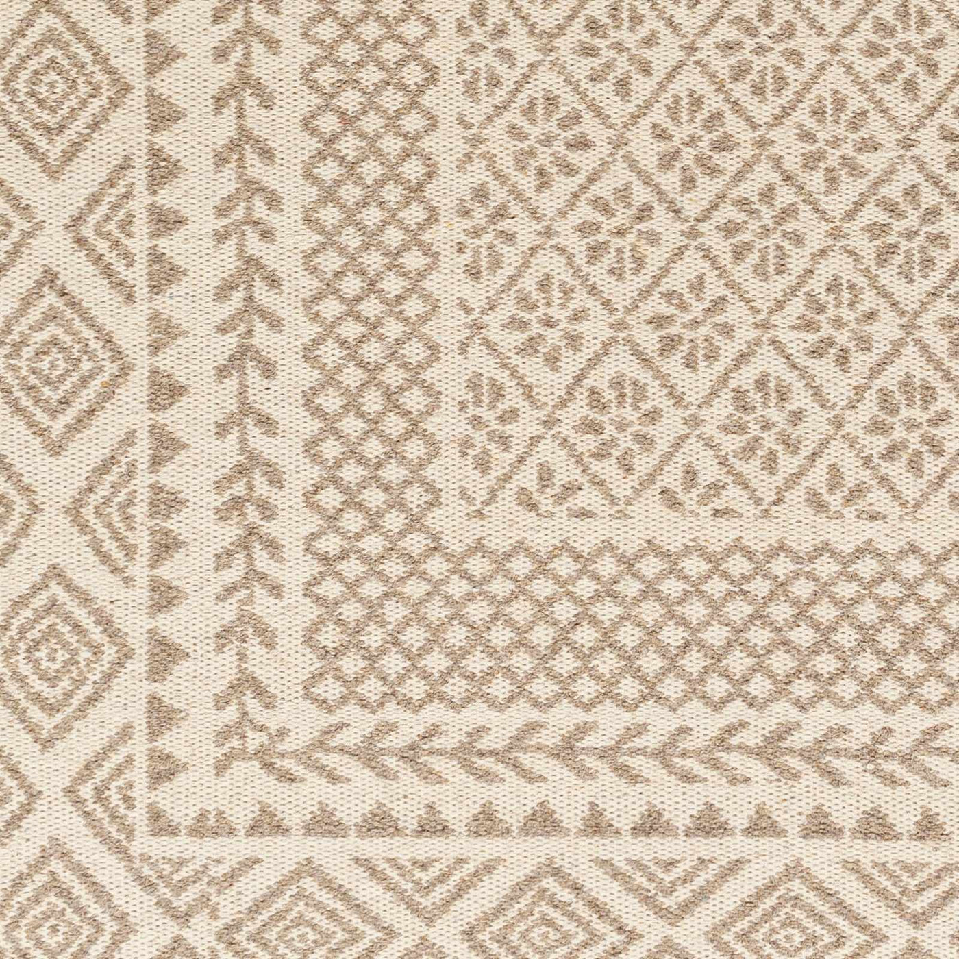 Albus Area Rug - Clearance by Boutique Rugs