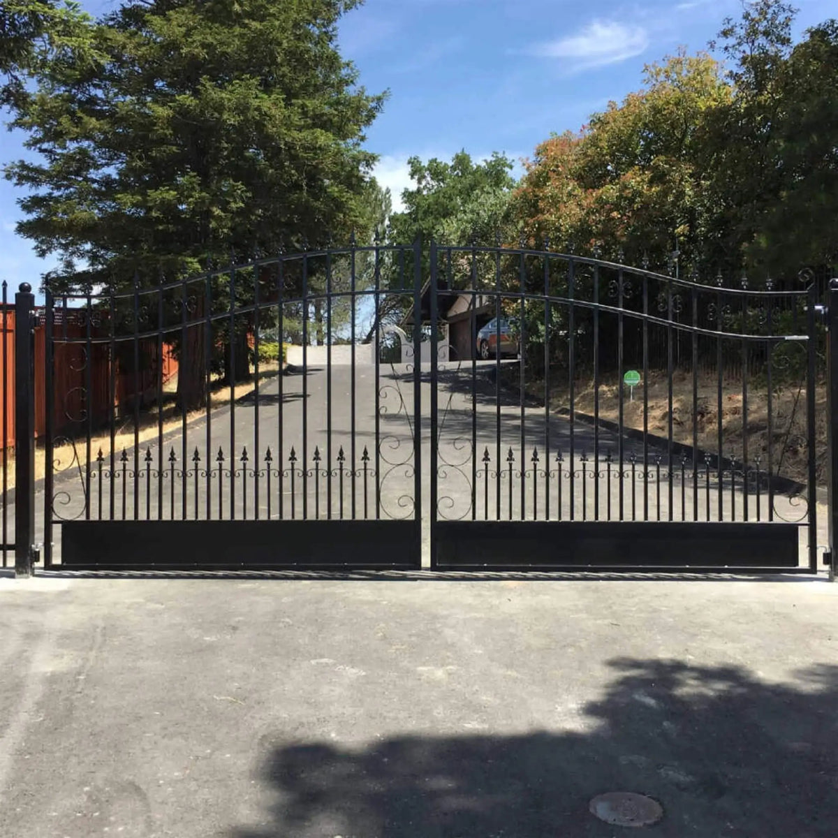 [12-18FT] Heavy-Duty Venice-Style Steel Dual-Swing Driveway Gate (SAK68025) by SAKSBY WHOLESALE
