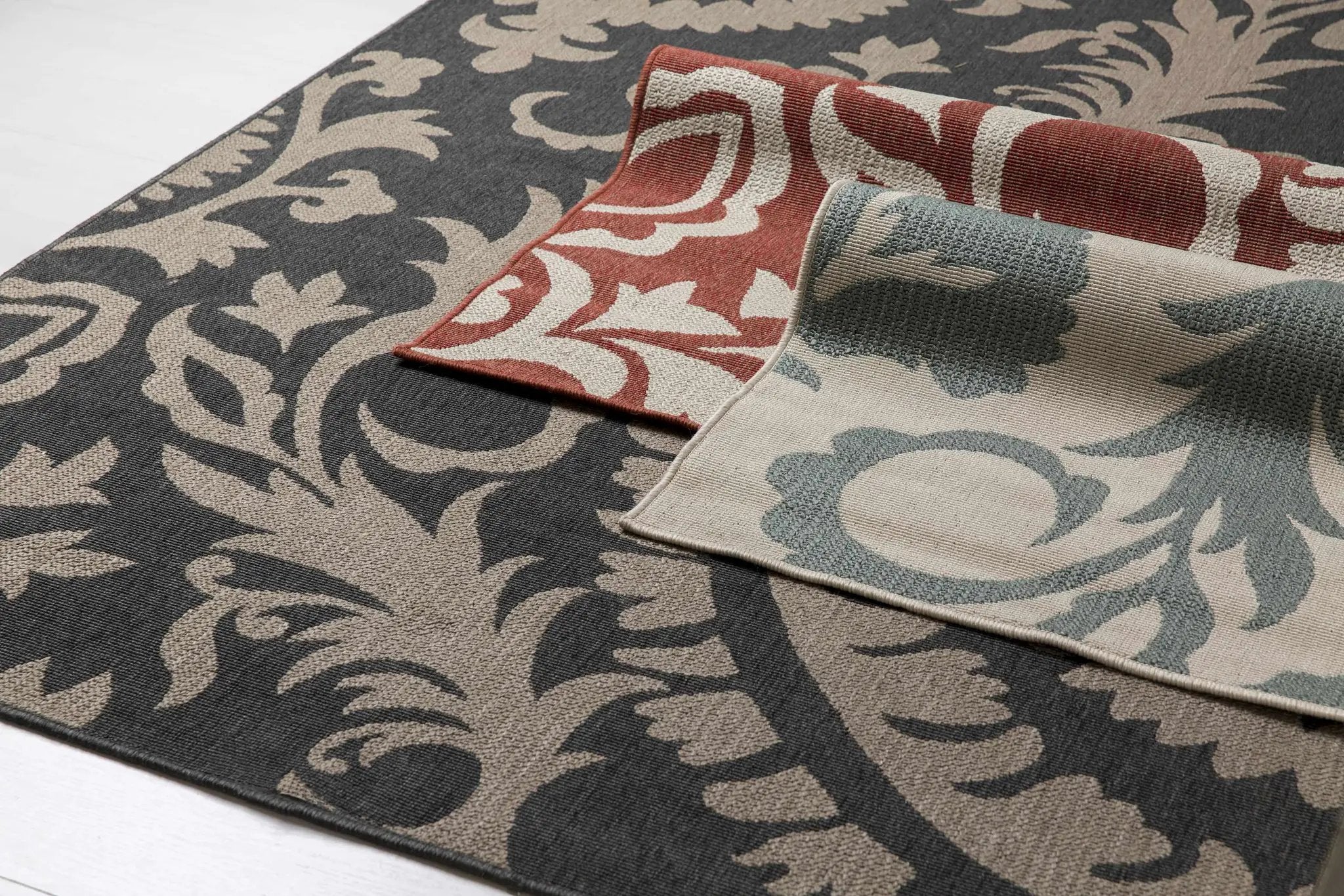Loughton Outdoor Area Rug - Clearance by Boutique Rugs