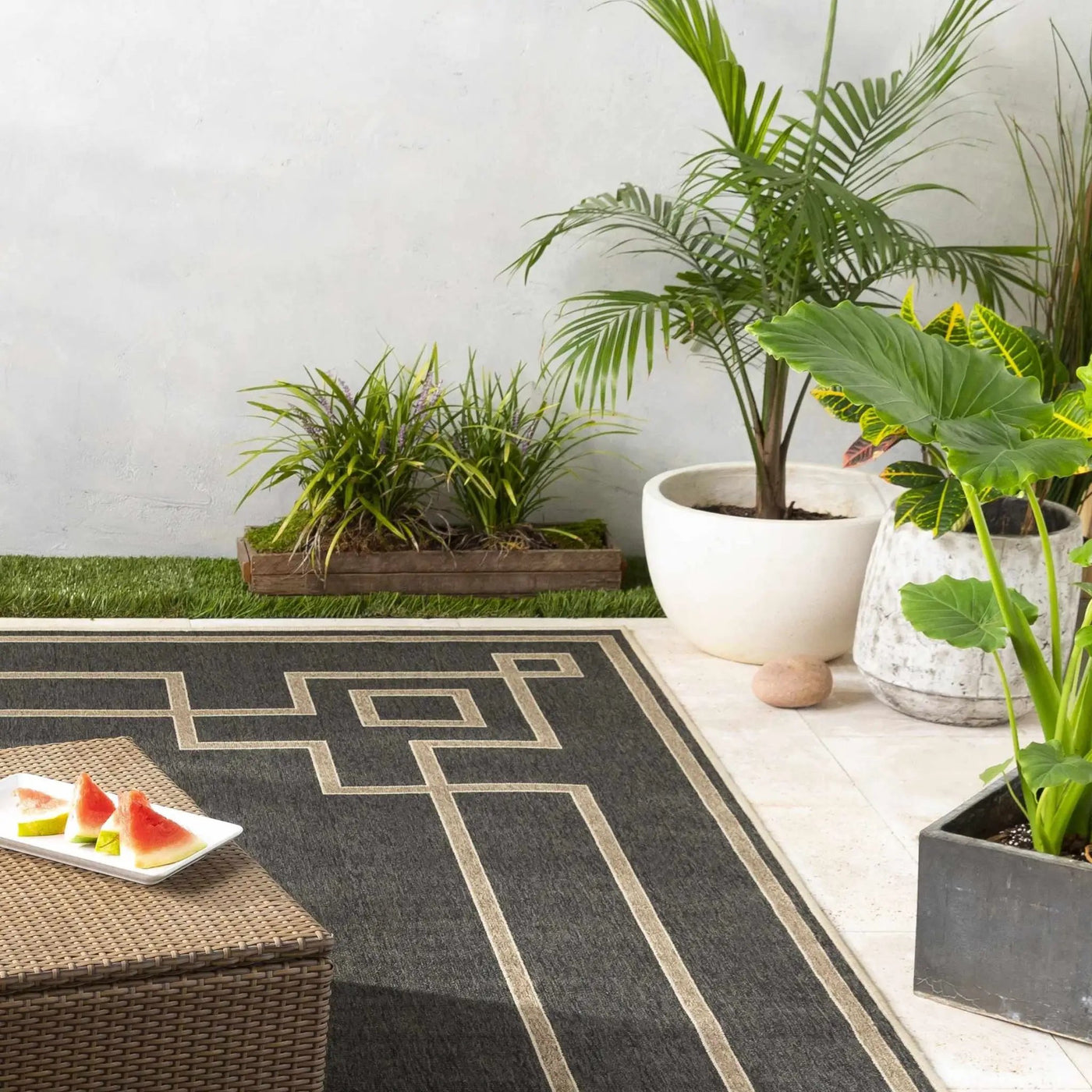 Janamuato White Geometric Cement Outdoor Planter by Boutique Rugs