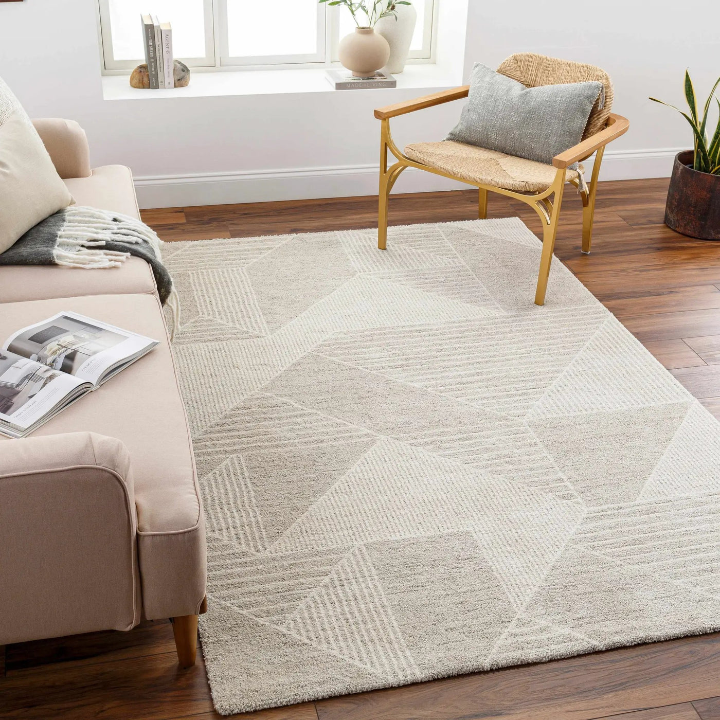 Almas Luxe Rug by Boutique Rugs