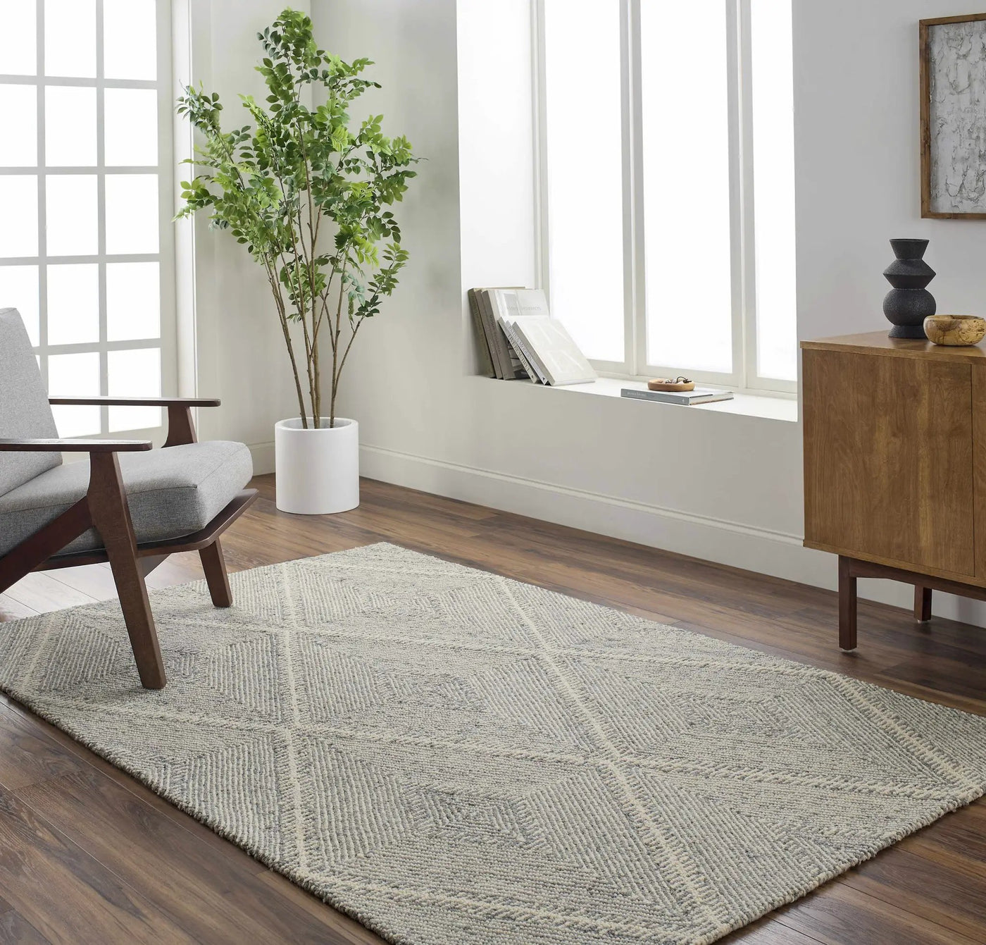 Amari Area Rug - Clearance by Boutique Rugs