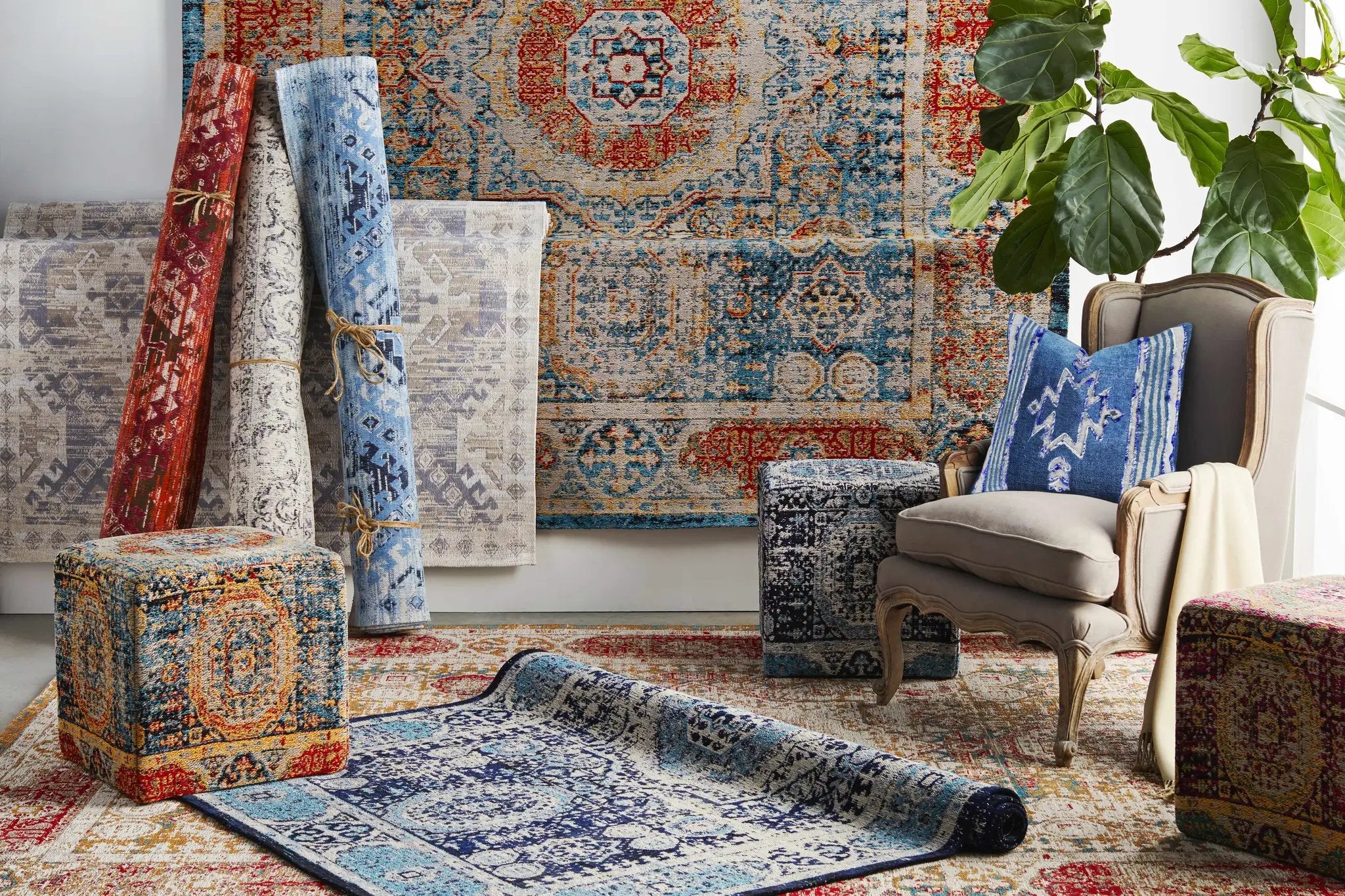 Wrangell Blue/Red Damask Carpet - Clearance by Boutique Rugs