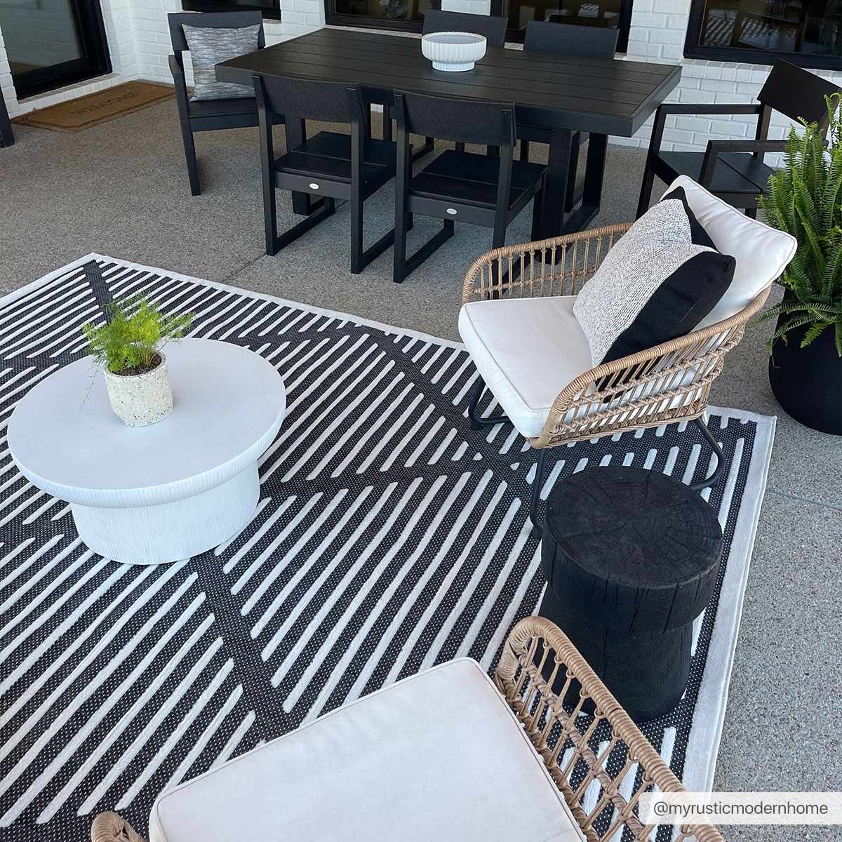 Anah 3D Black Outdoor Rug by Boutique Rugs
