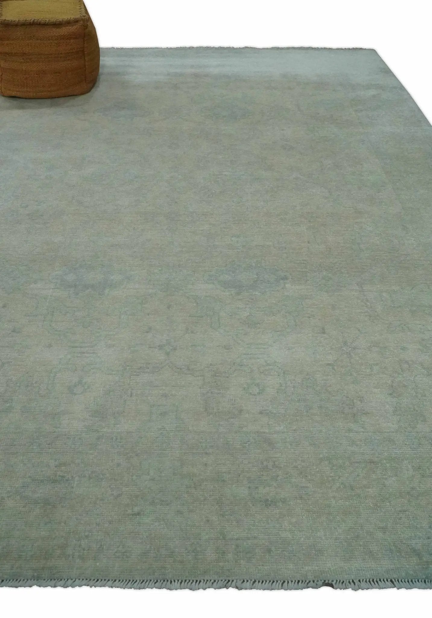 Antique look Beige and Gray Hand Knotted Oriental Oushak 8x10 wool Area Rug by The Rug Decor