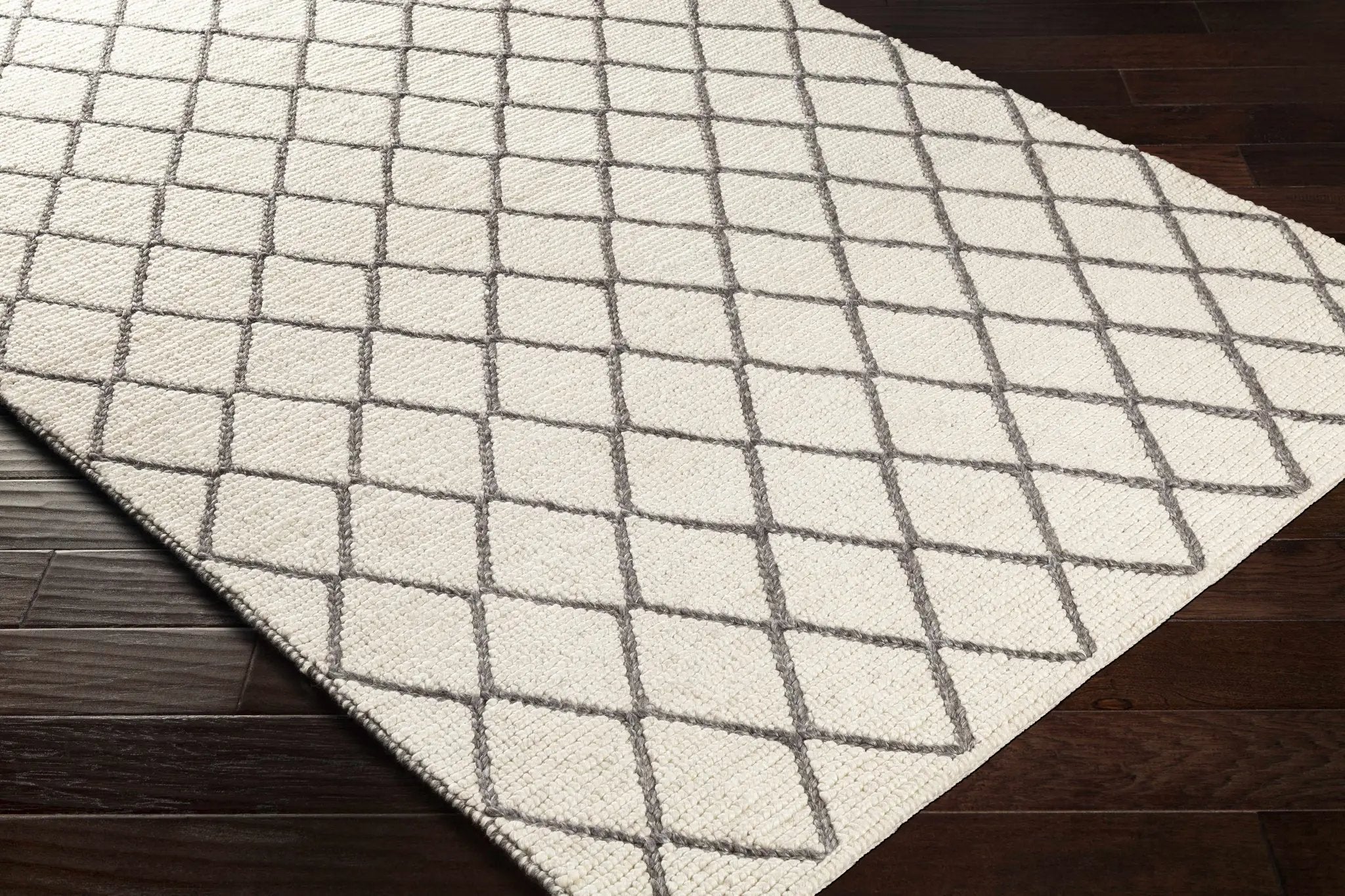 Arlesey Carpet - Clearance by Boutique Rugs