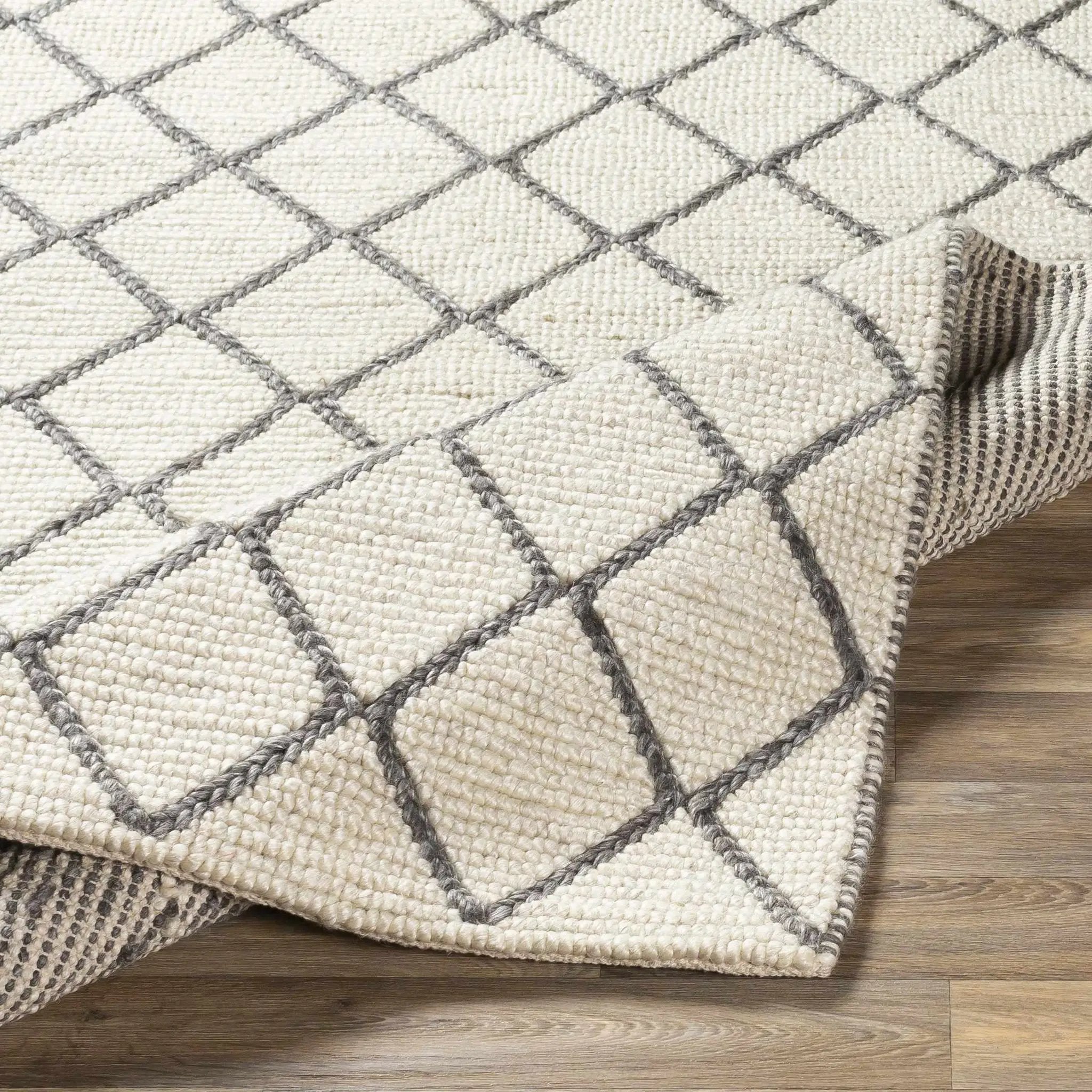 Arlesey Carpet - Clearance by Boutique Rugs