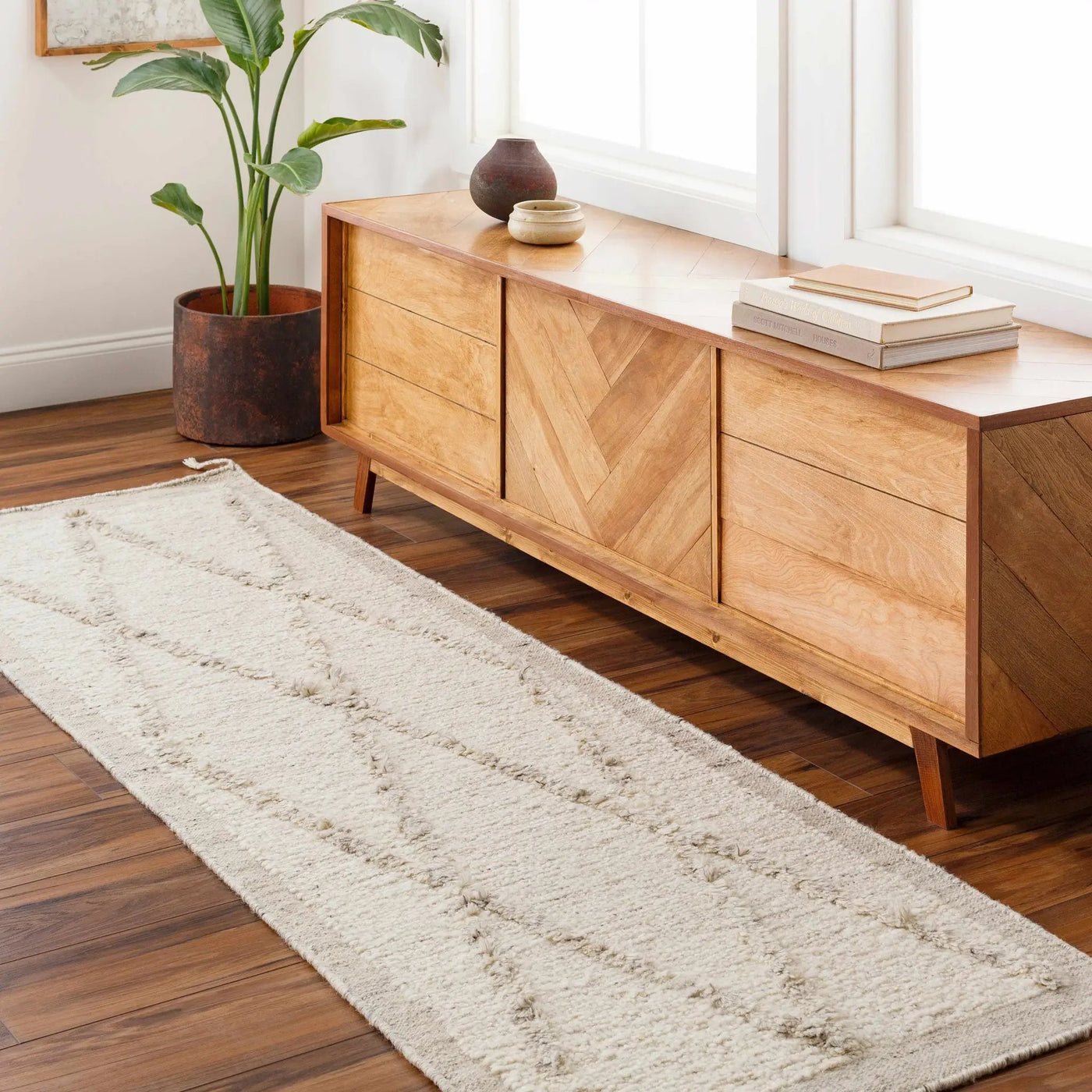 Awen Hand Knotted Wool Area Rug - Clearance by Boutique Rugs