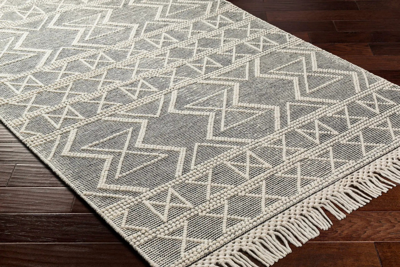 Aziel Wool Rug with Tassels - Clearance by Boutique Rugs