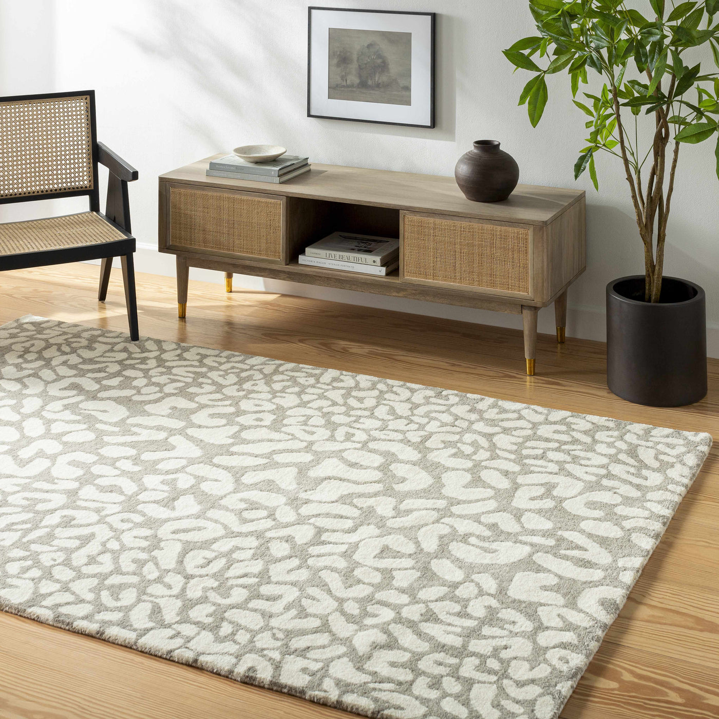 Azuka Leopard Print Area Rug - Clearance by Boutique Rugs