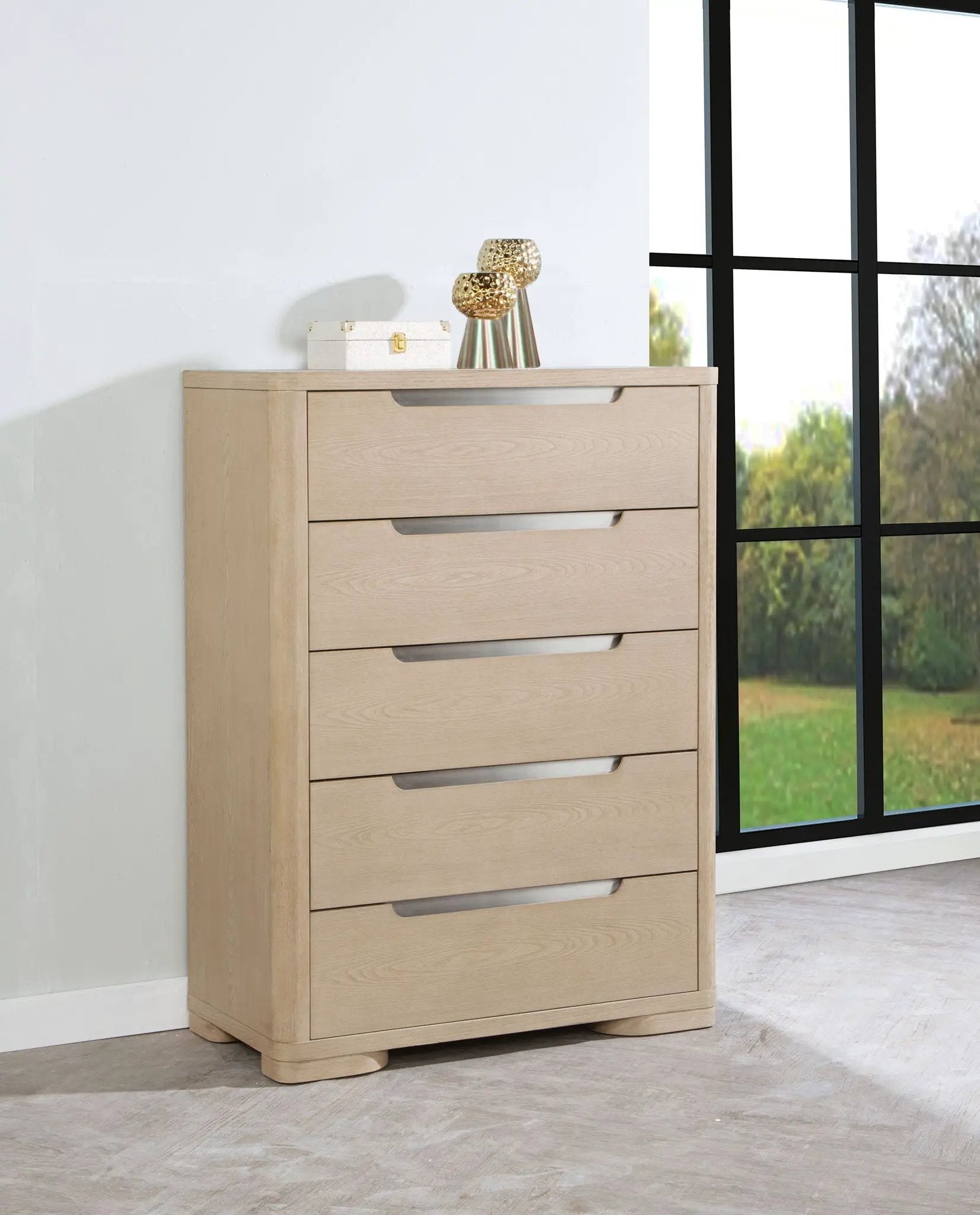 Ladera 5-drawer Bedroom Chest of Drawers Light Elm by Unique Piece Furniture