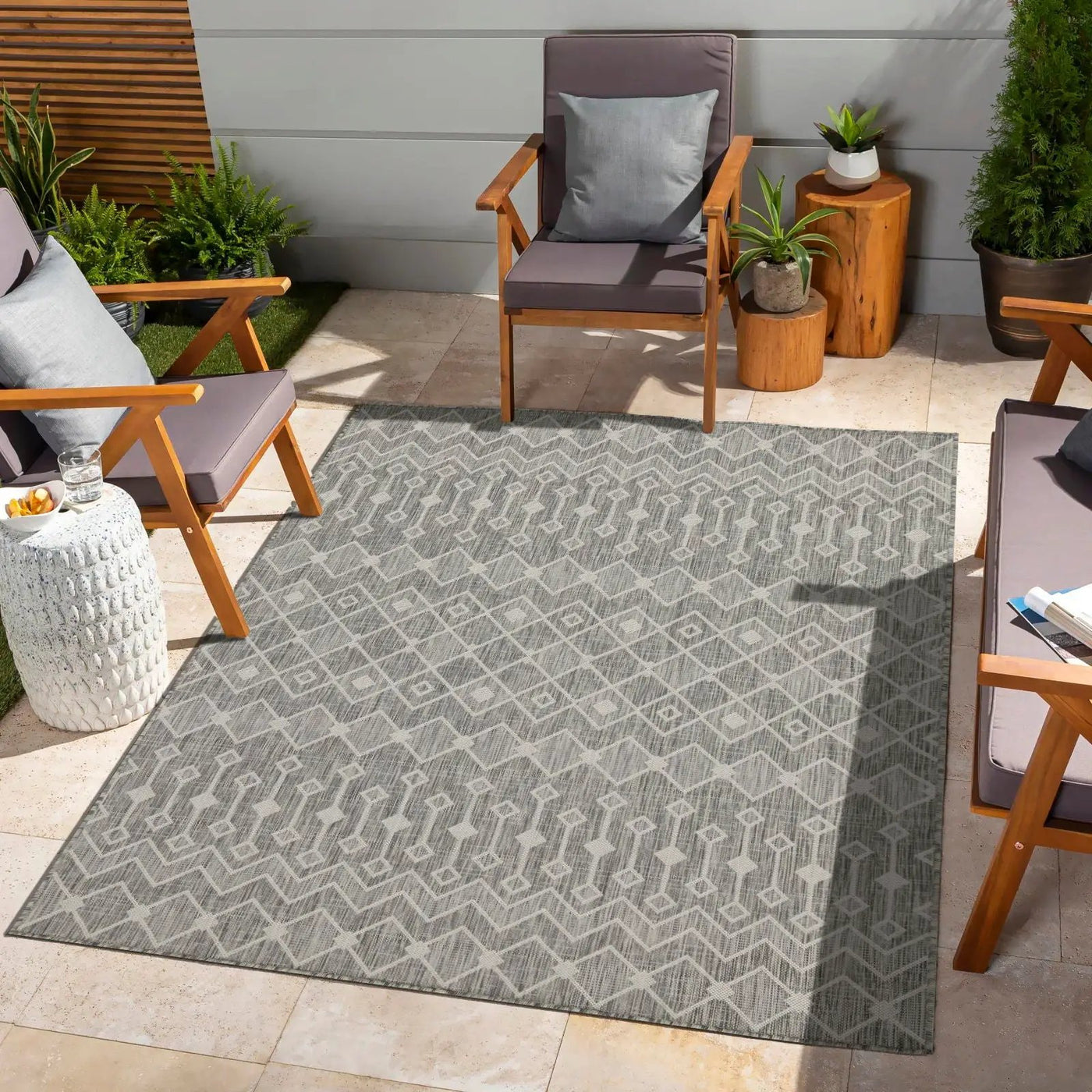 Sunshine - 2'7" X 7'3" Indoor / Outdoor, Polypropylene Area Rug by HouseOfZazla