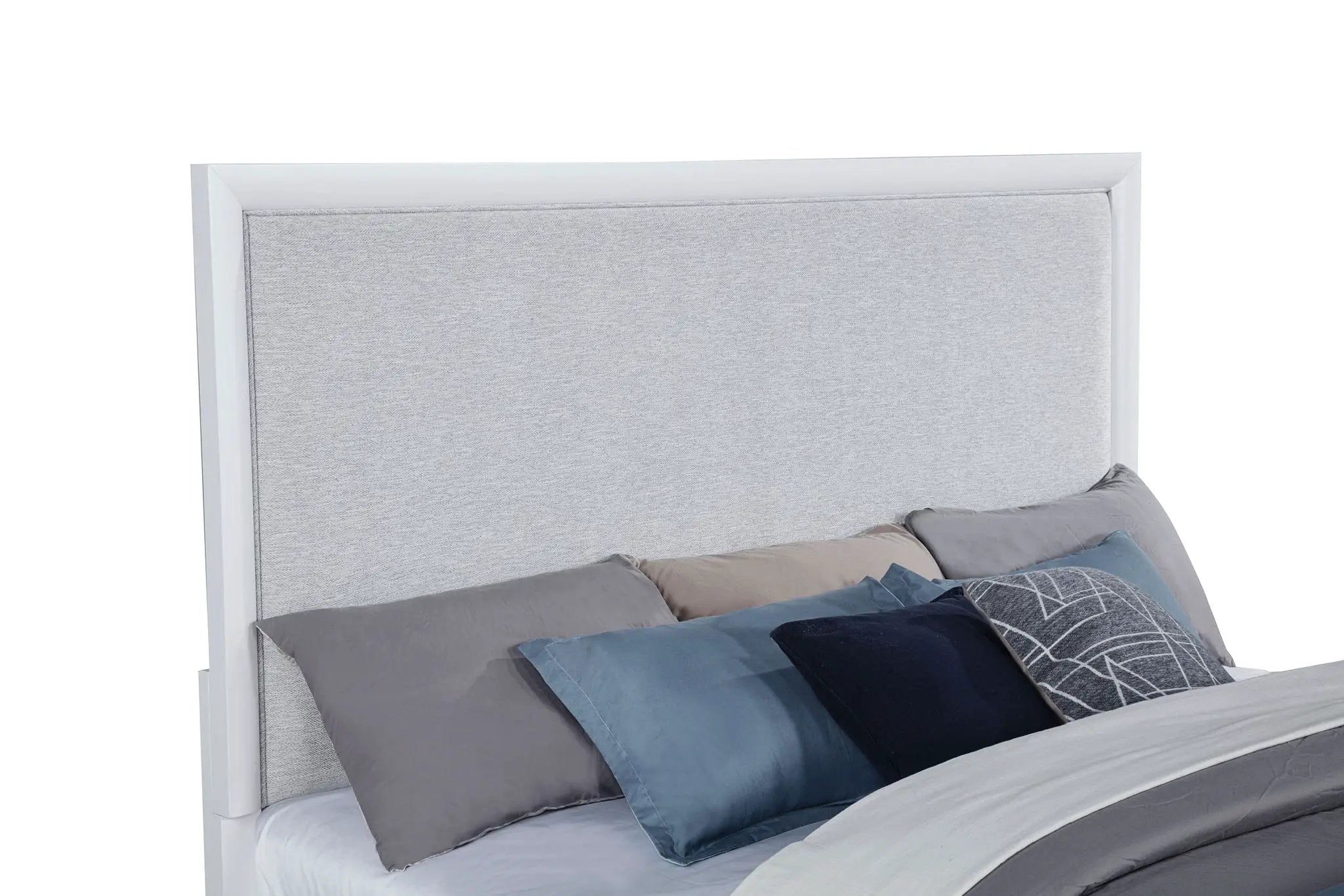 Gracemont 57-inch California King Panel Bed Grey and White by Unique Piece Furniture