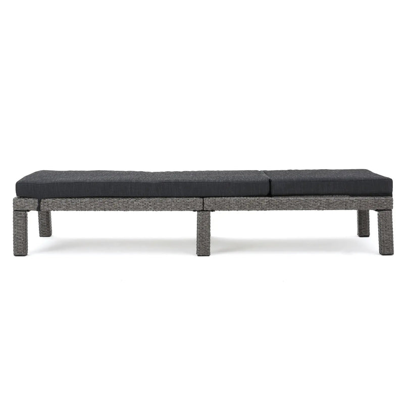 Puerta KD Chaise Lounge by HouseOfZazla